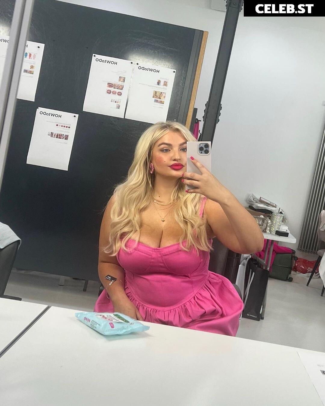 Sarina Nowak Image 2872133