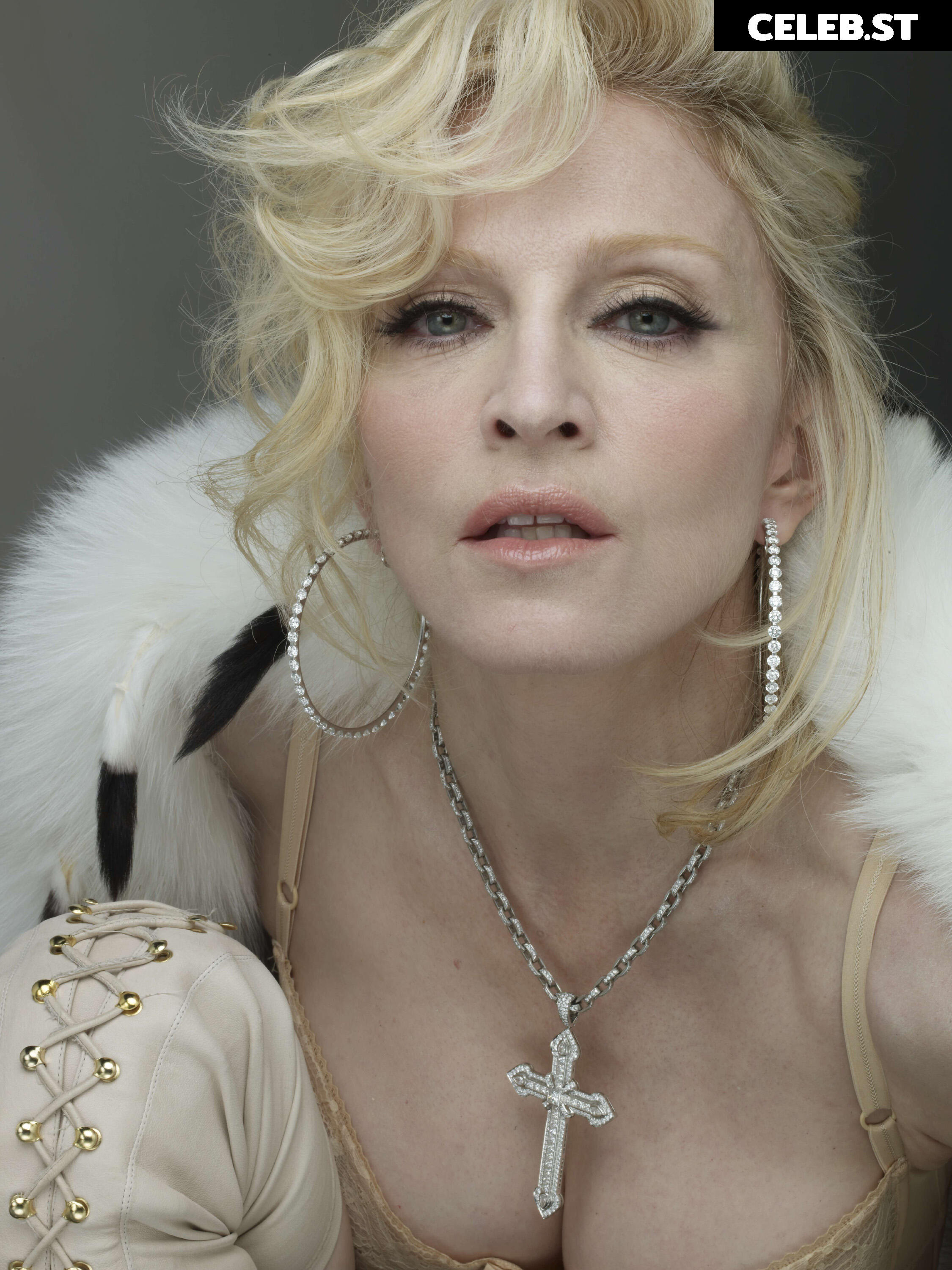 Madonna Image 2873800