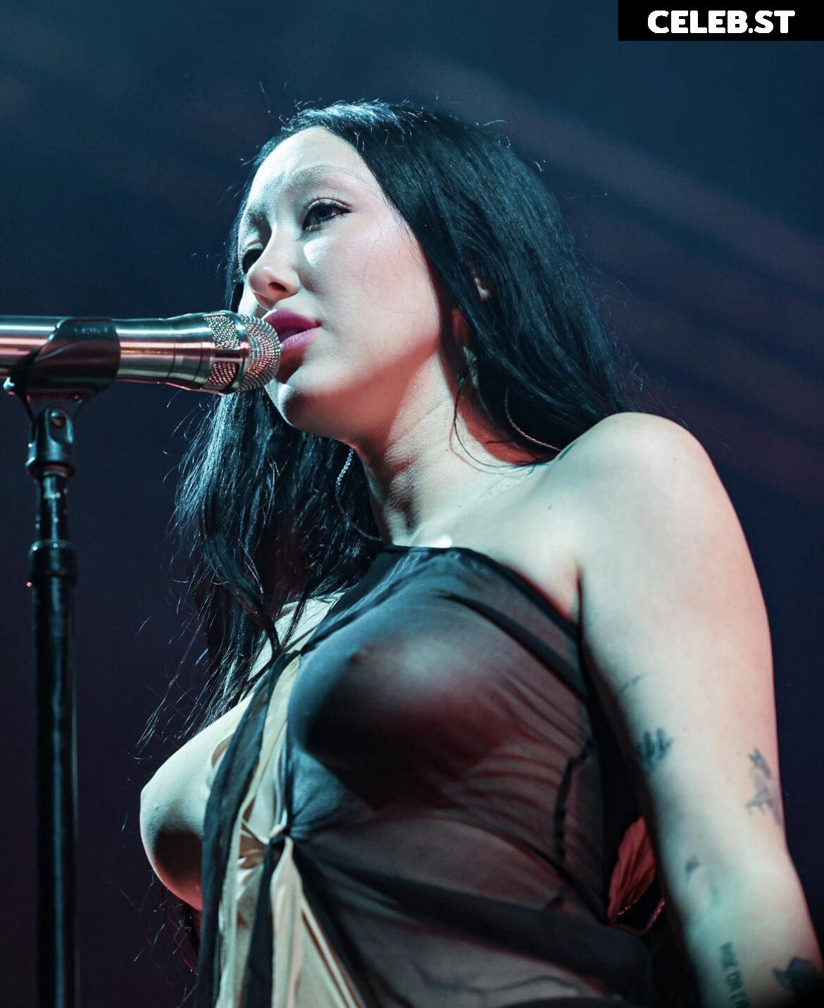 Noah Cyrus Image 2873129