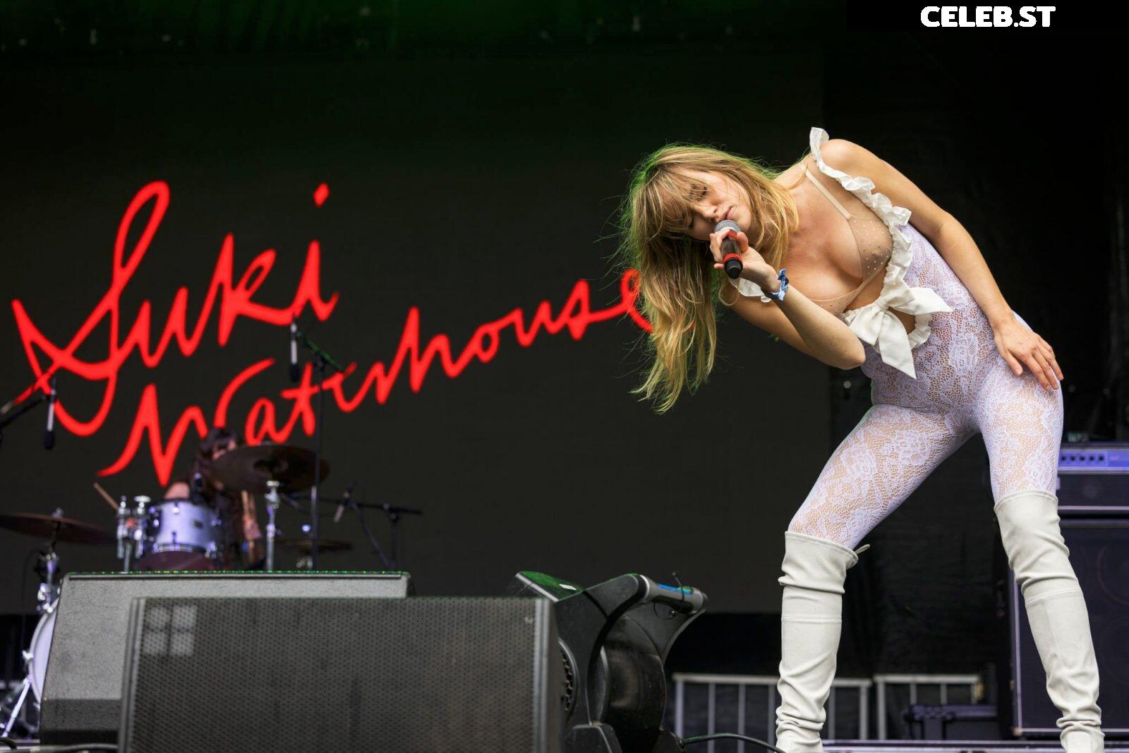Suki Waterhouse Image 2873269