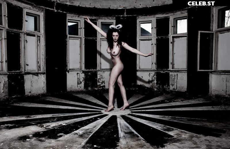 Leila Lowfire Image 2870289