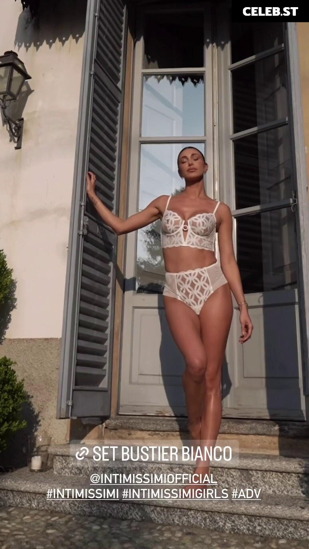 Belen Rodriguez Image 2879477