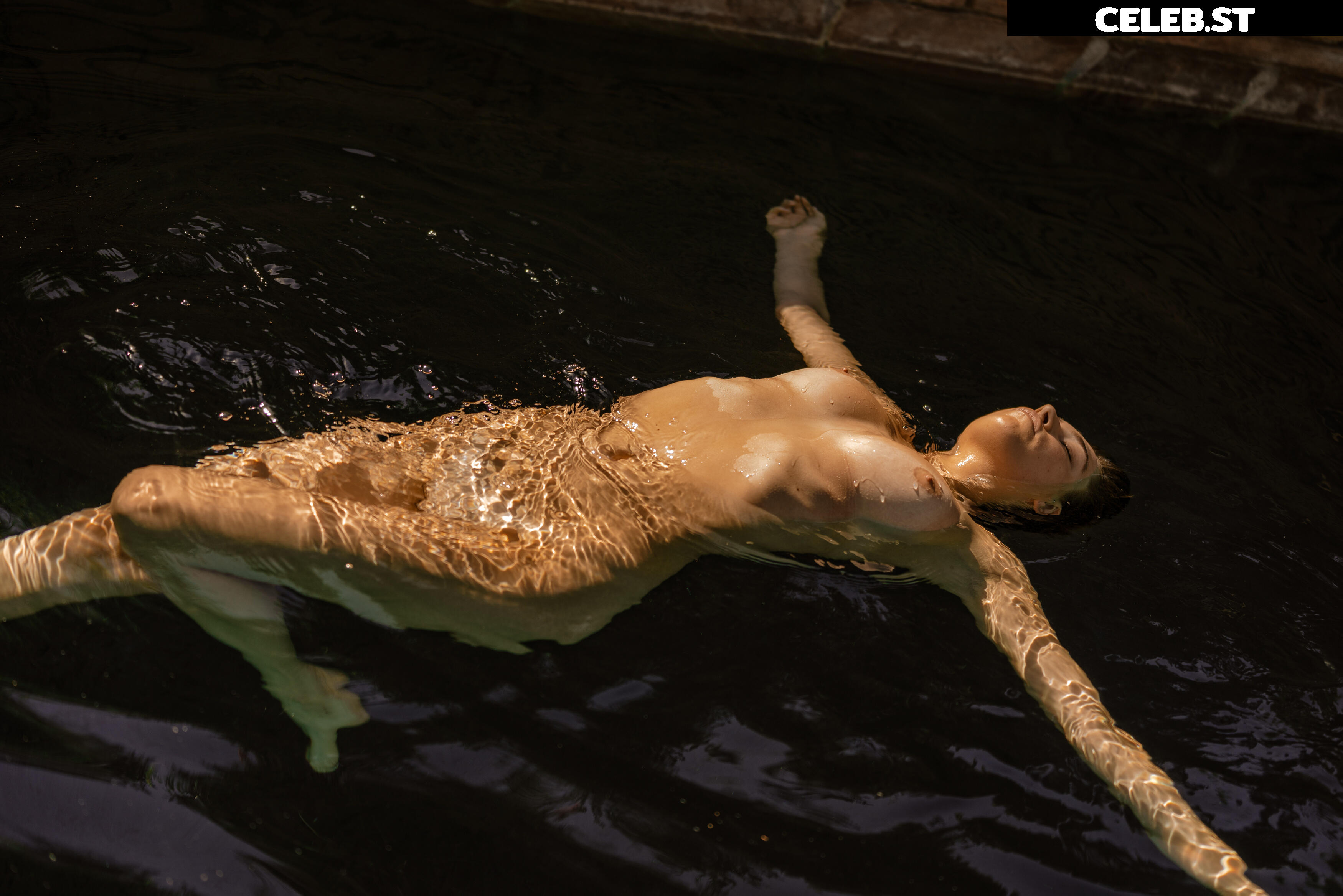 Elsie Hewitt Image 2865834