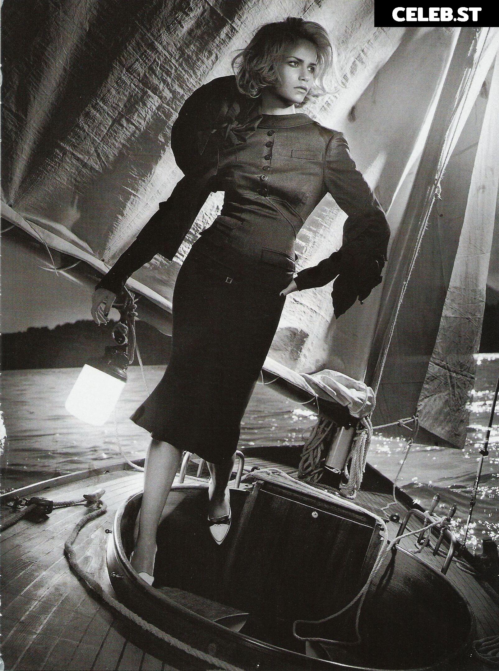 Natasha Poly Image 2865943