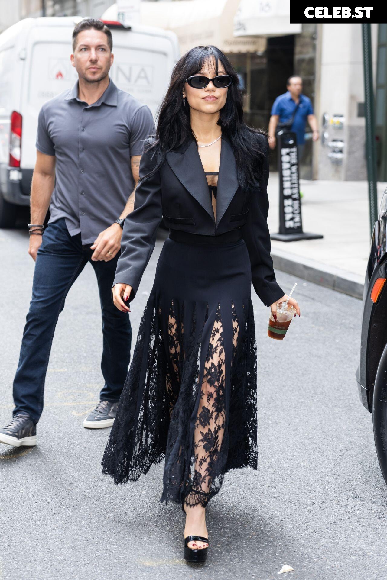 Jenna Ortega Image 2866872