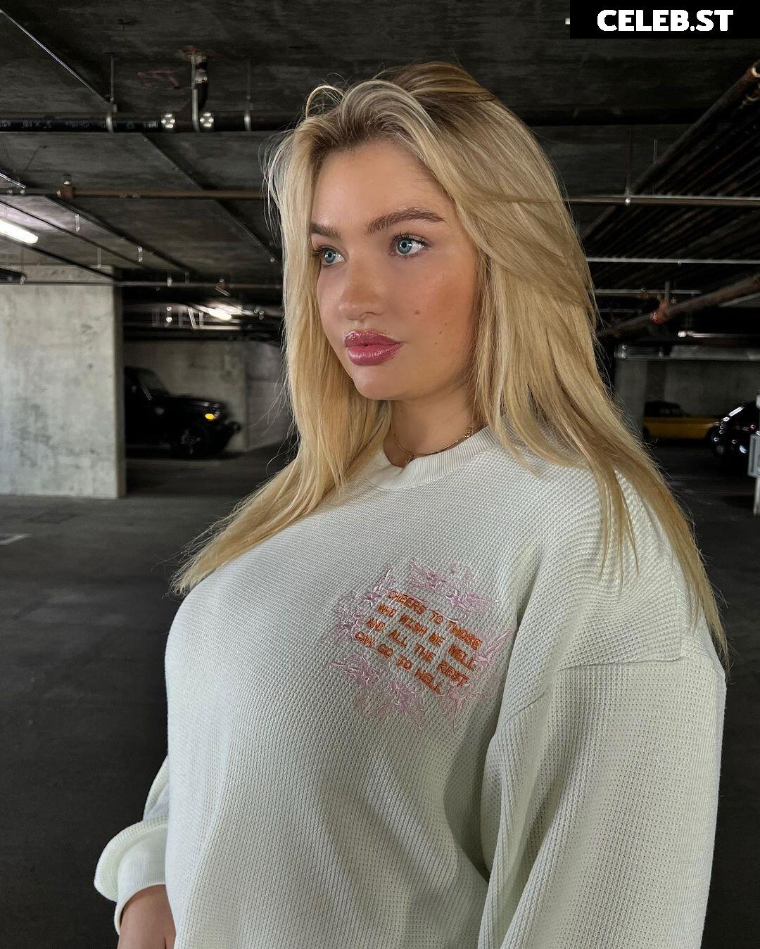 Sarina Nowak Image 2867585