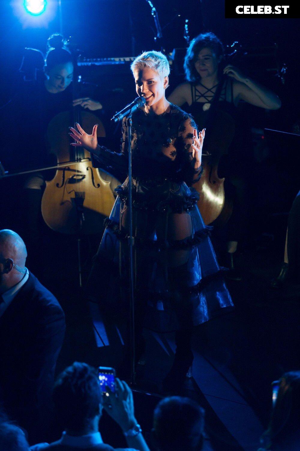 Halsey Image 2861551