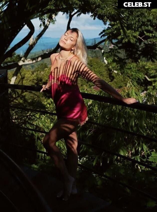 Valentina Pahde Image 2861468