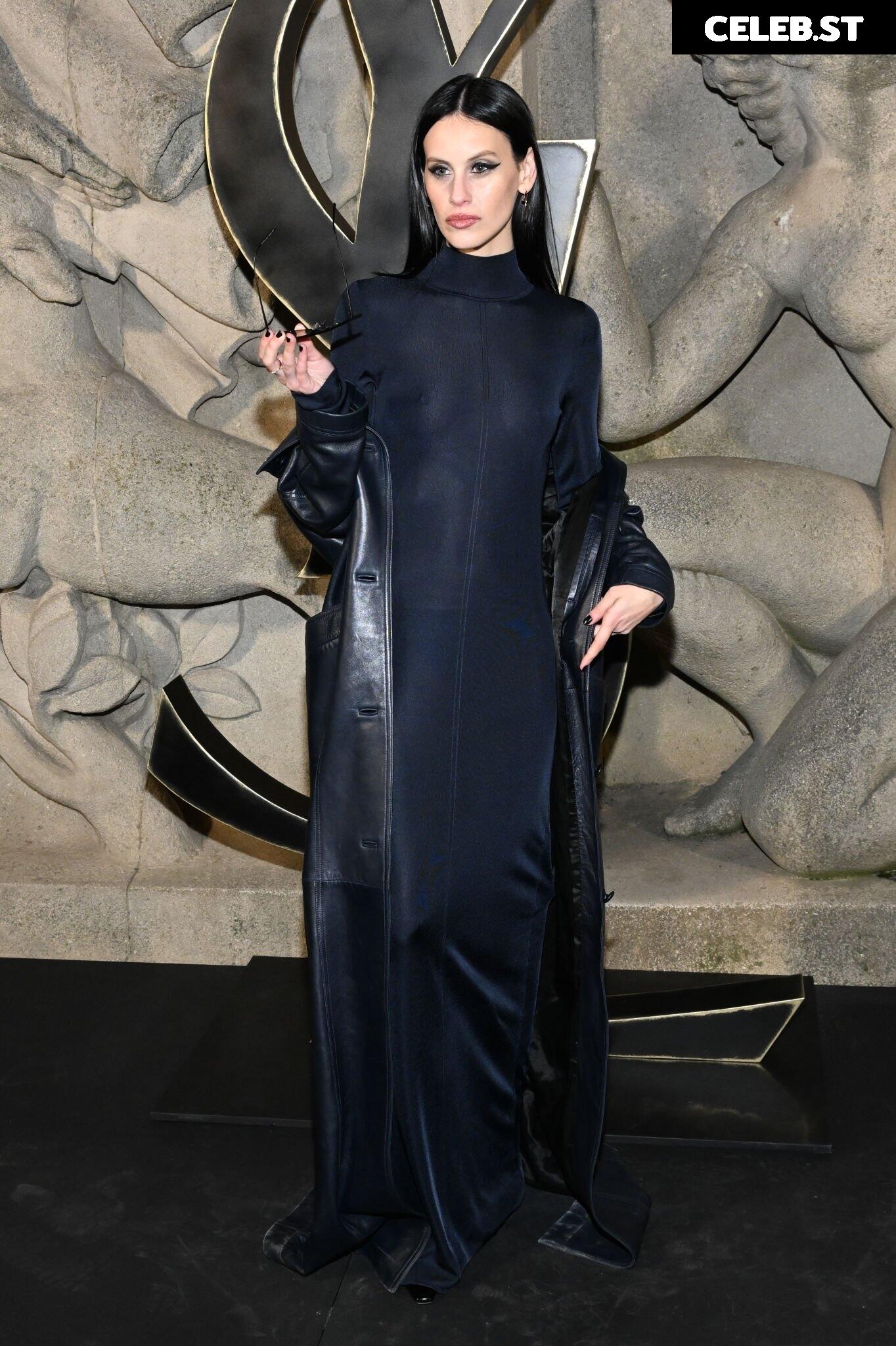 Milena Smit Image 2862872