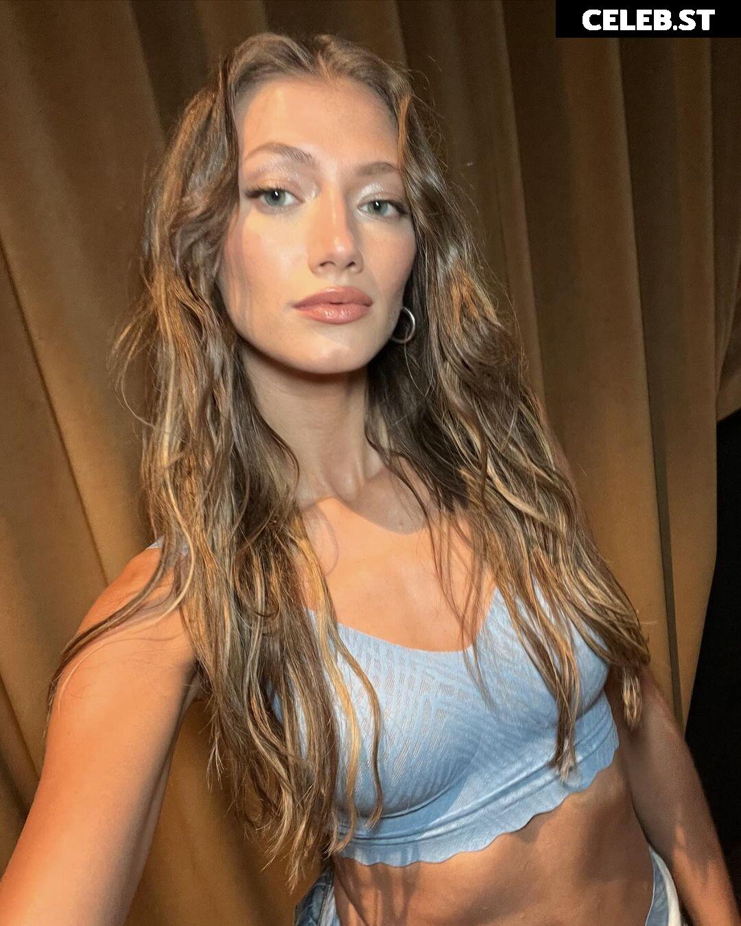 Leony Burger Image 2862546