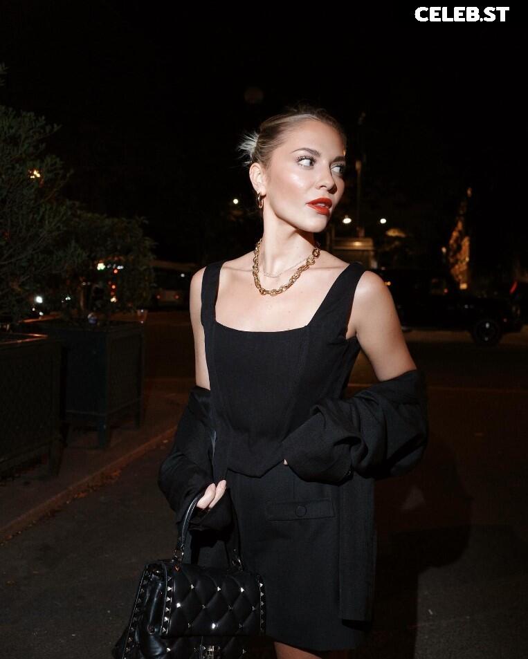 Valentina Pahde Image 2862787