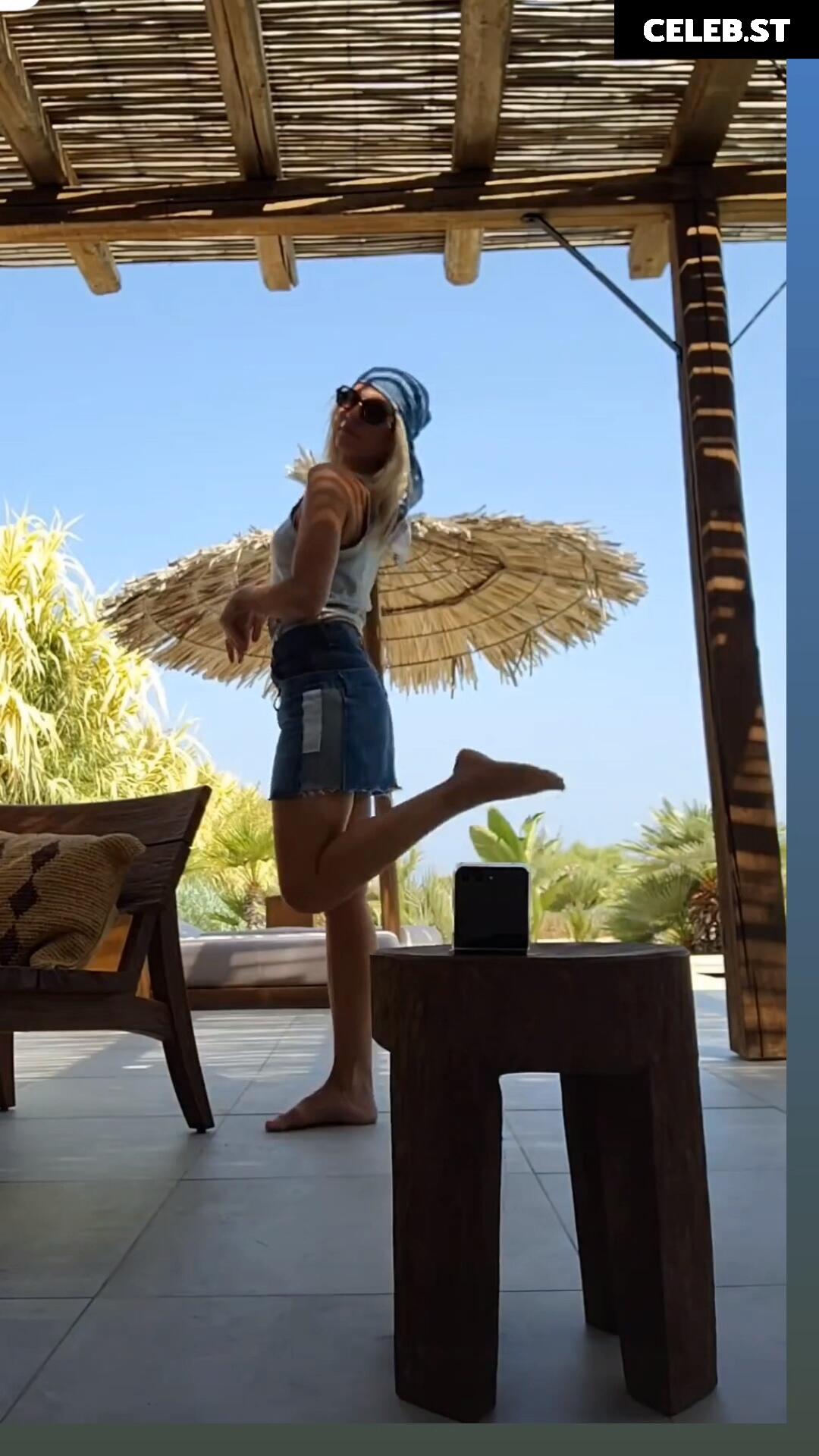 Valentina Pahde Image 2862292