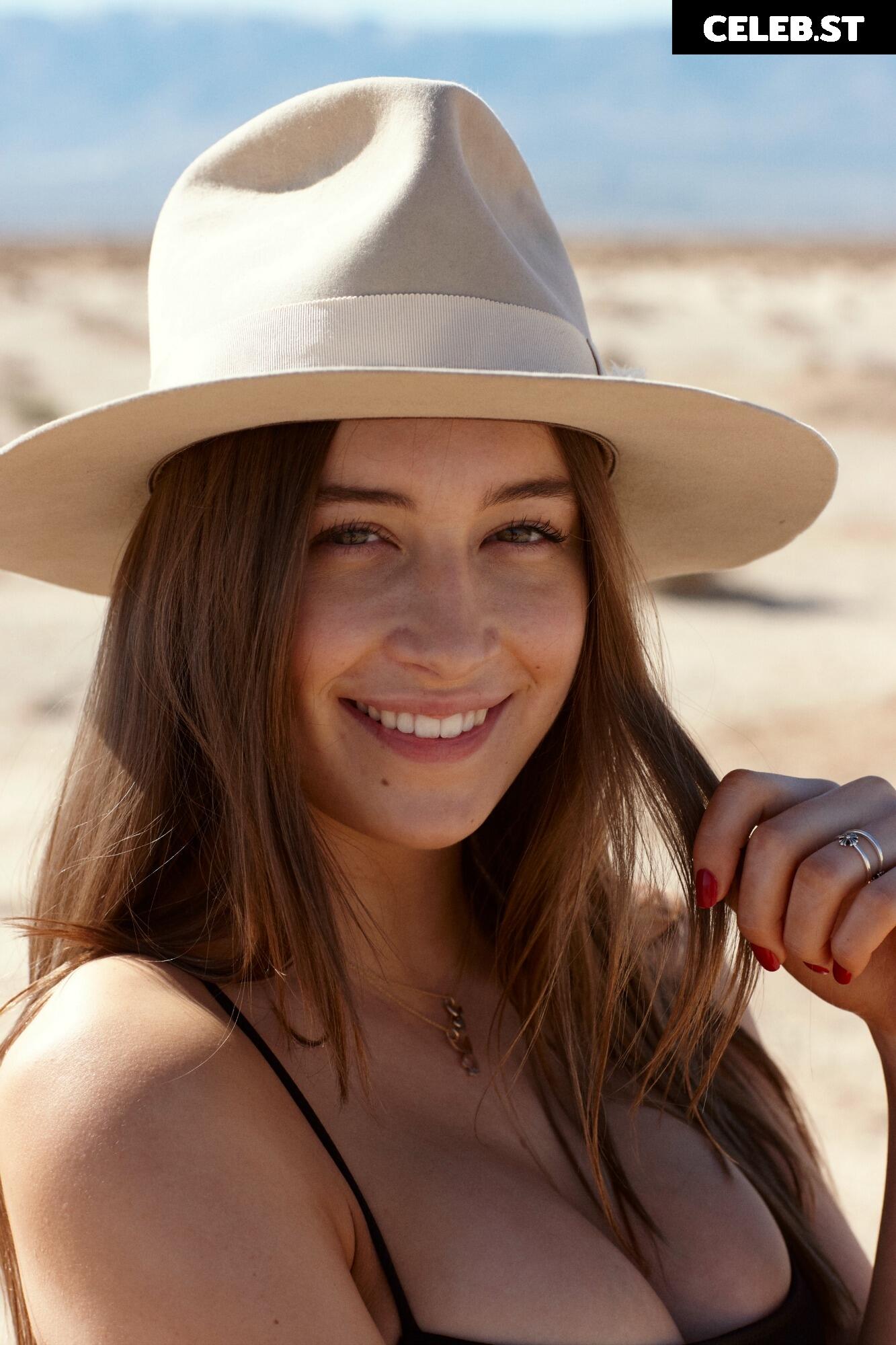 Elsie Hewitt Image 2863499