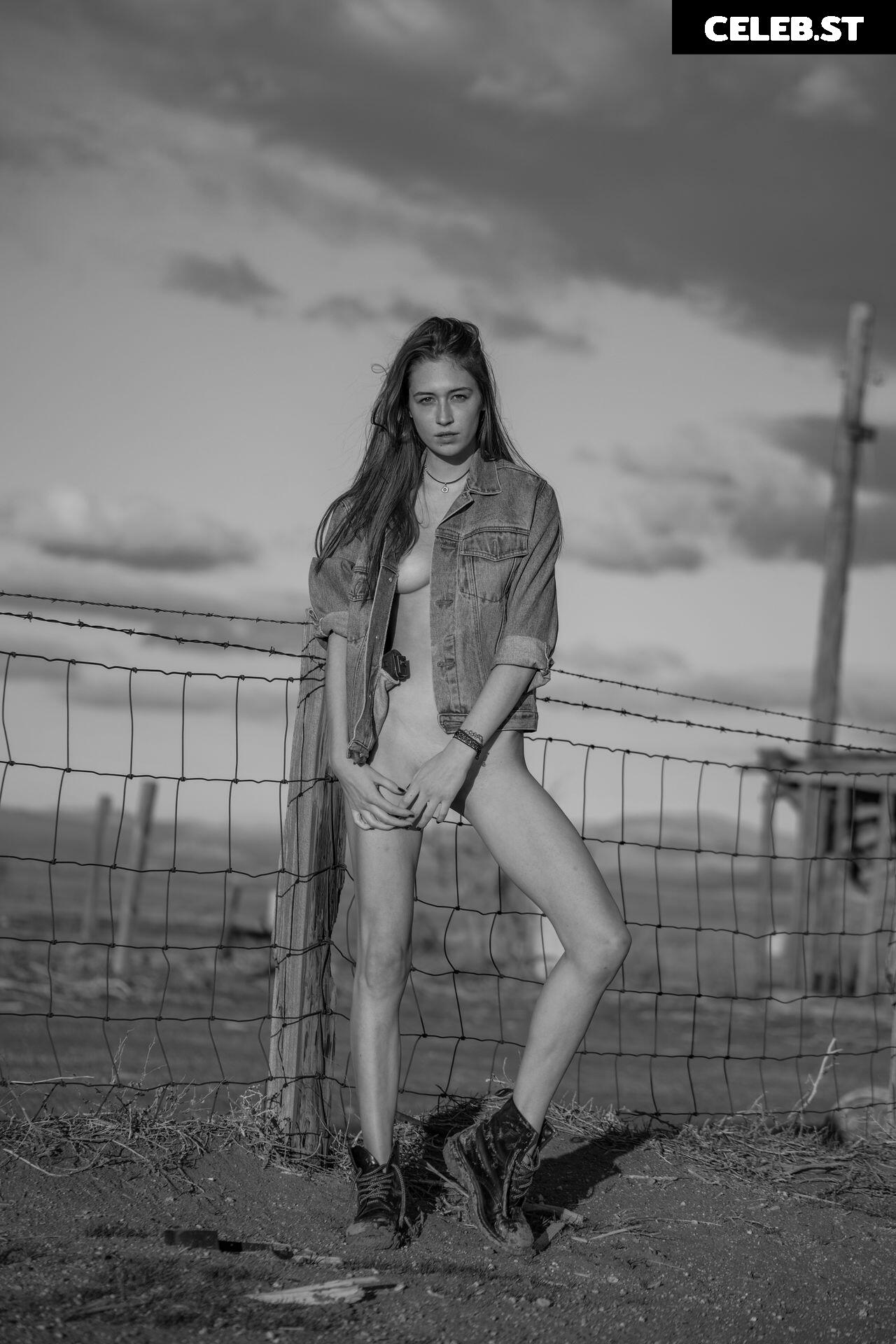 Elsie Hewitt Image 2863154