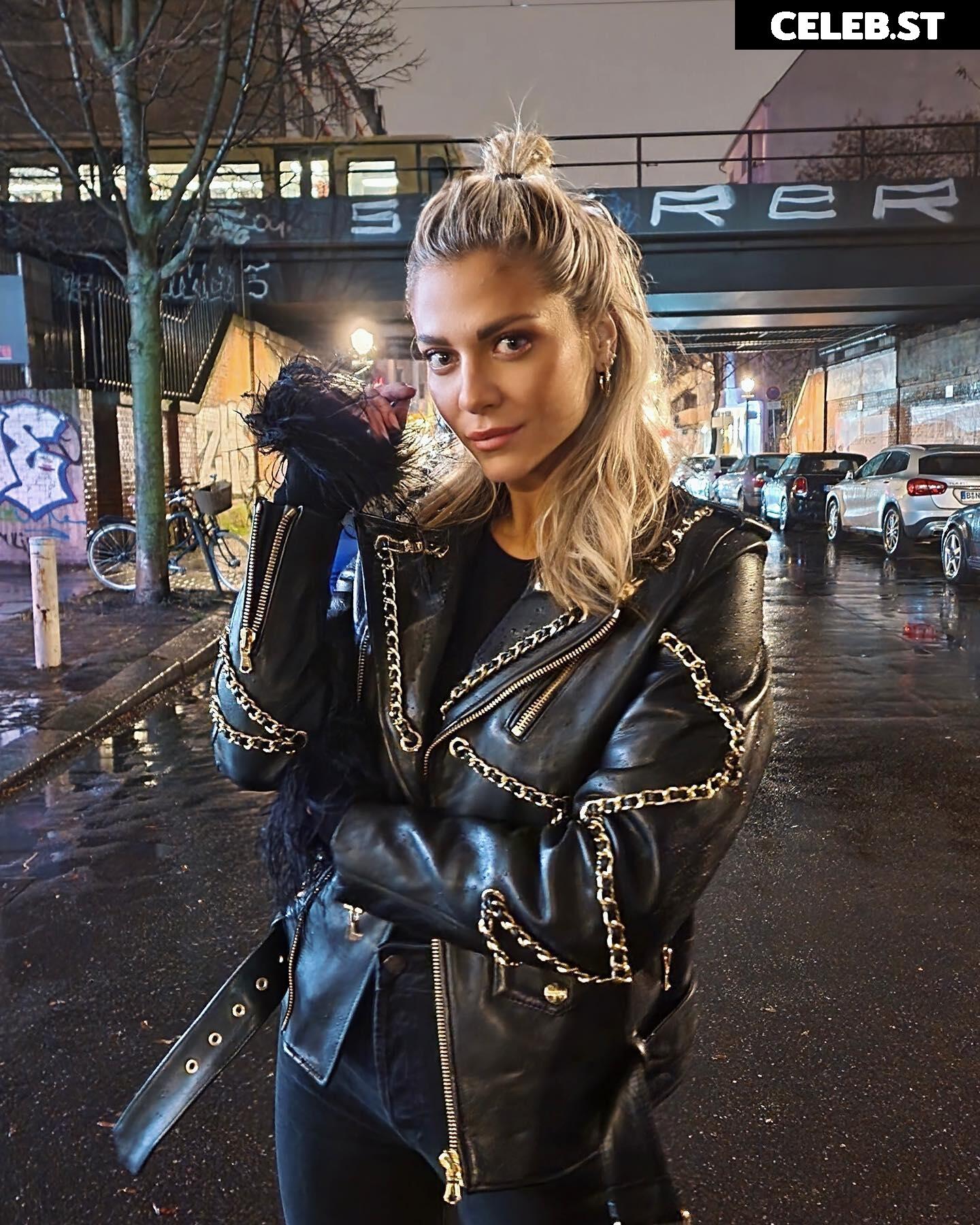 Valentina Pahde Image 2860745