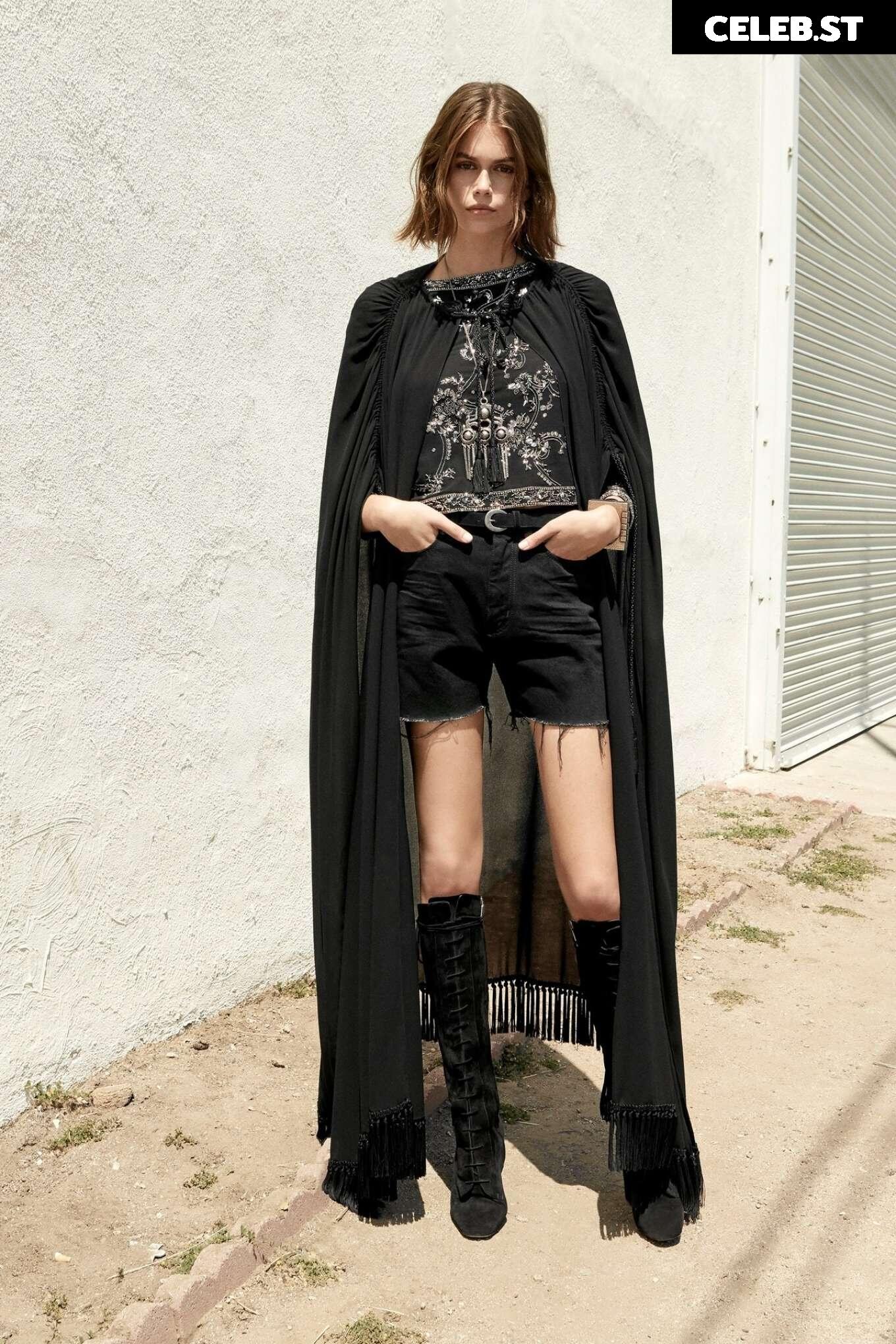 Kaia Gerber Image 2869186