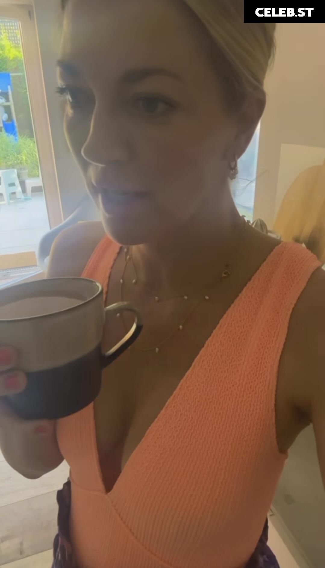 Nina Bott Image 2856111