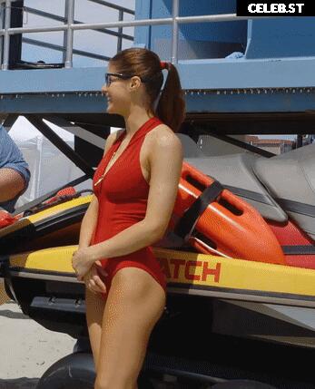 Alexandra Daddario Image 2856104