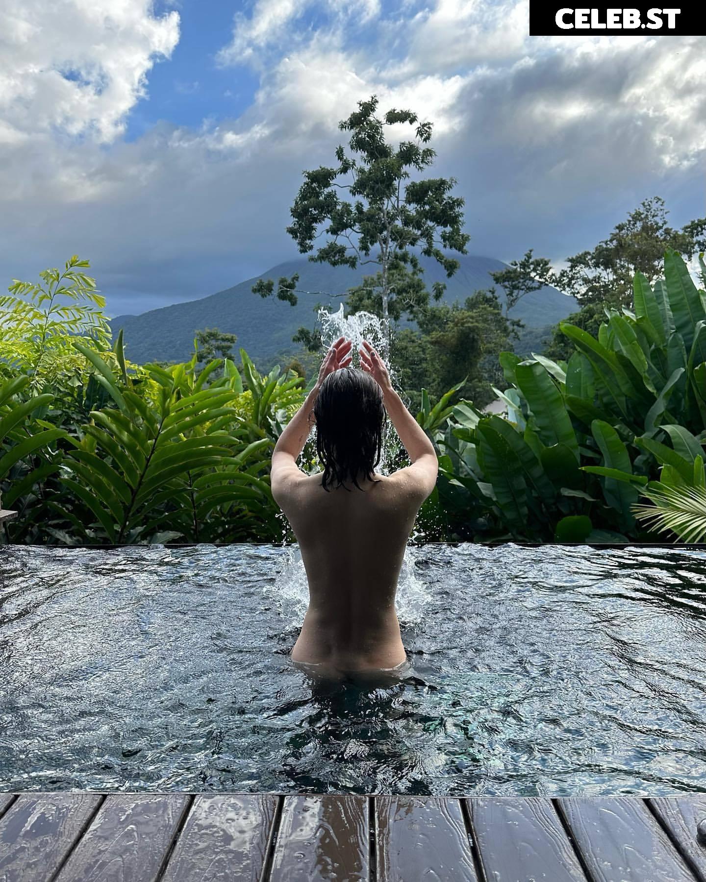 Alexandra Daddario Image 2857885