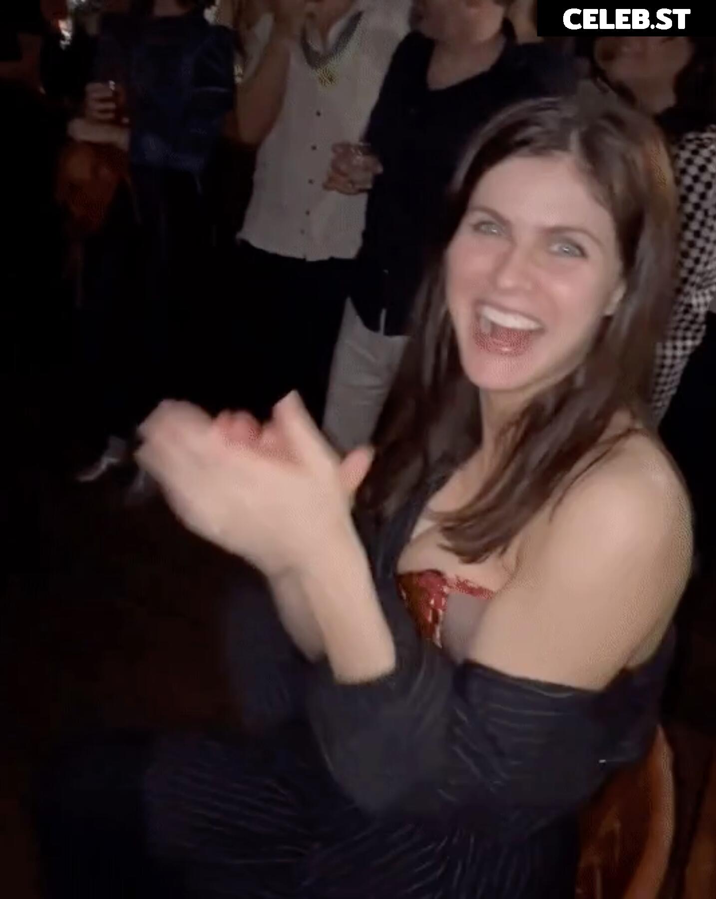 Alexandra Daddario Image 2857153