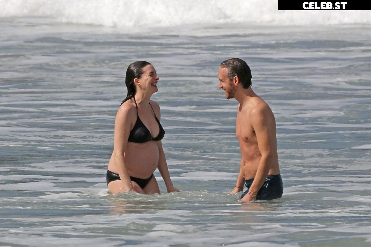 Anne Hathaway Image 2851867