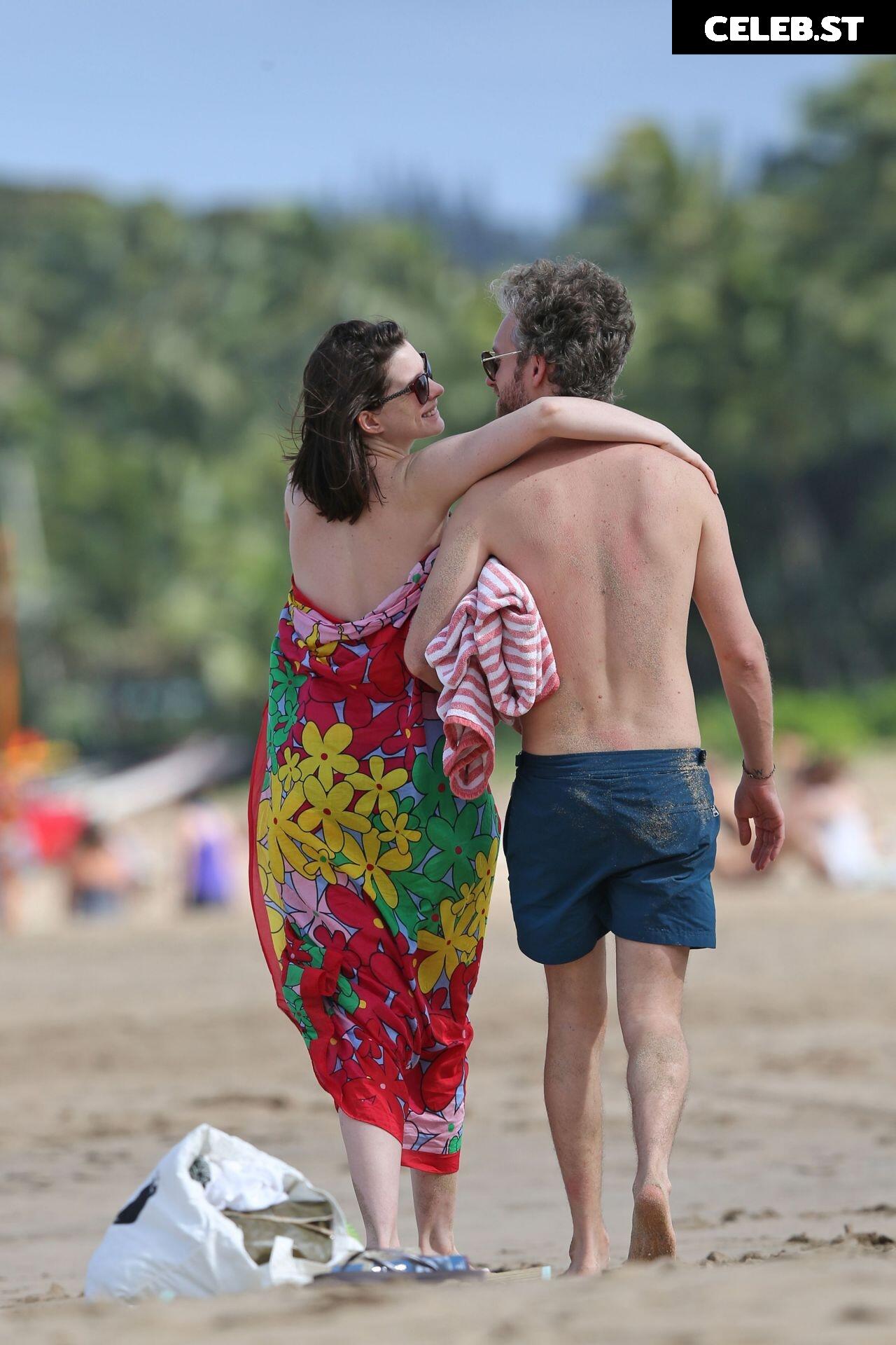 Anne Hathaway Image 2851805