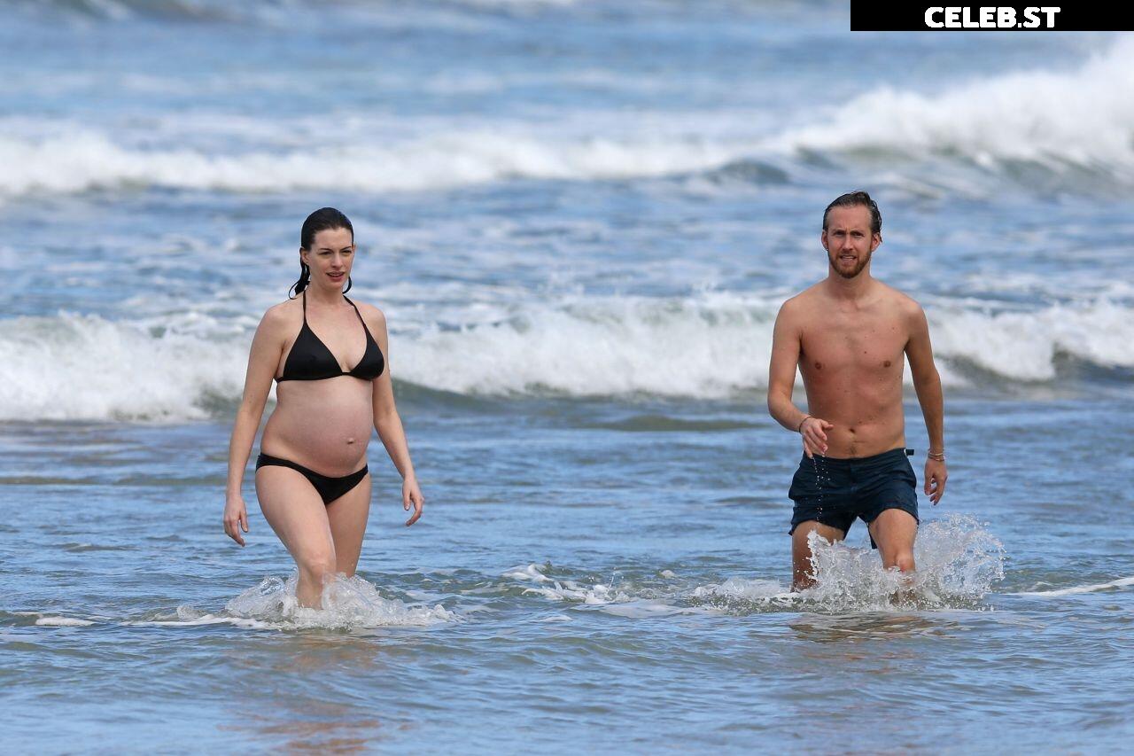 Anne Hathaway Image 2851791