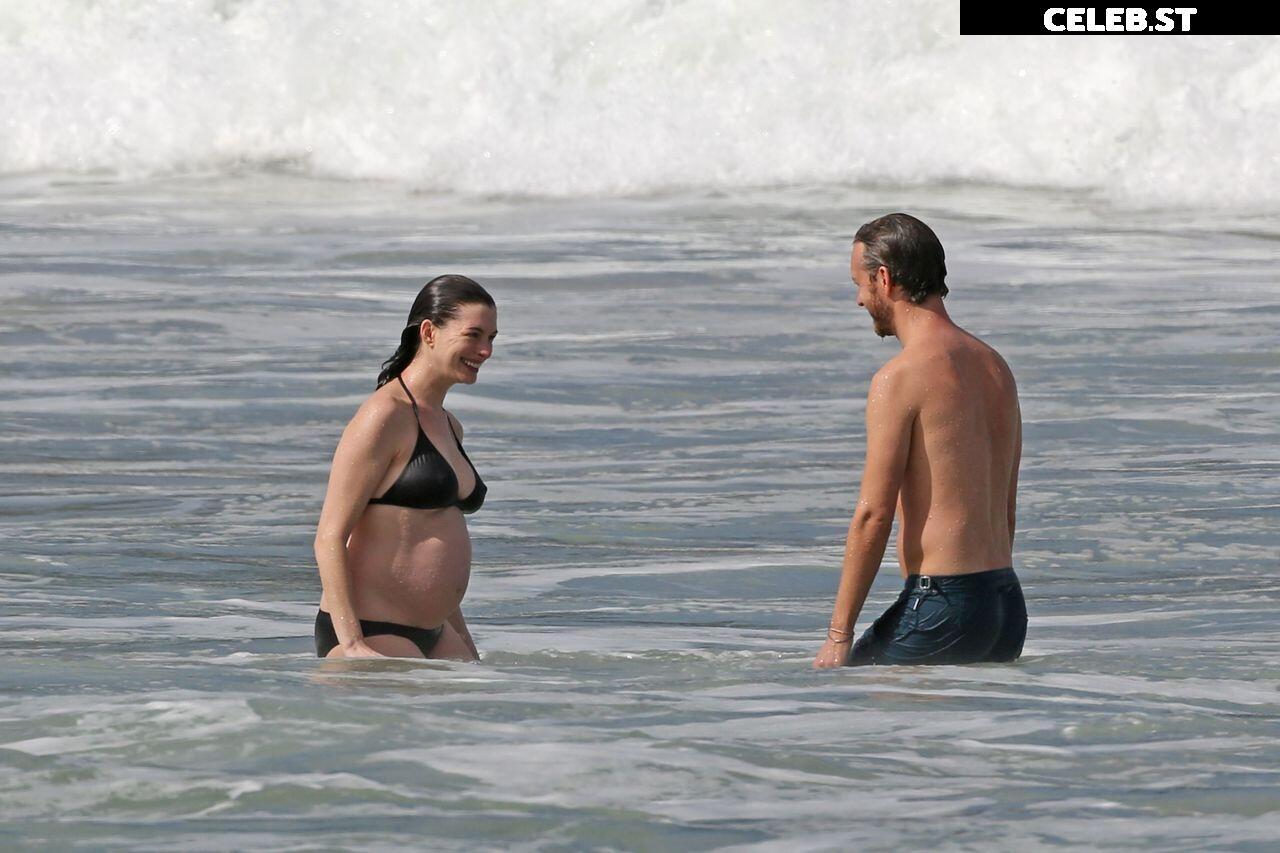 Anne Hathaway Image 2851787