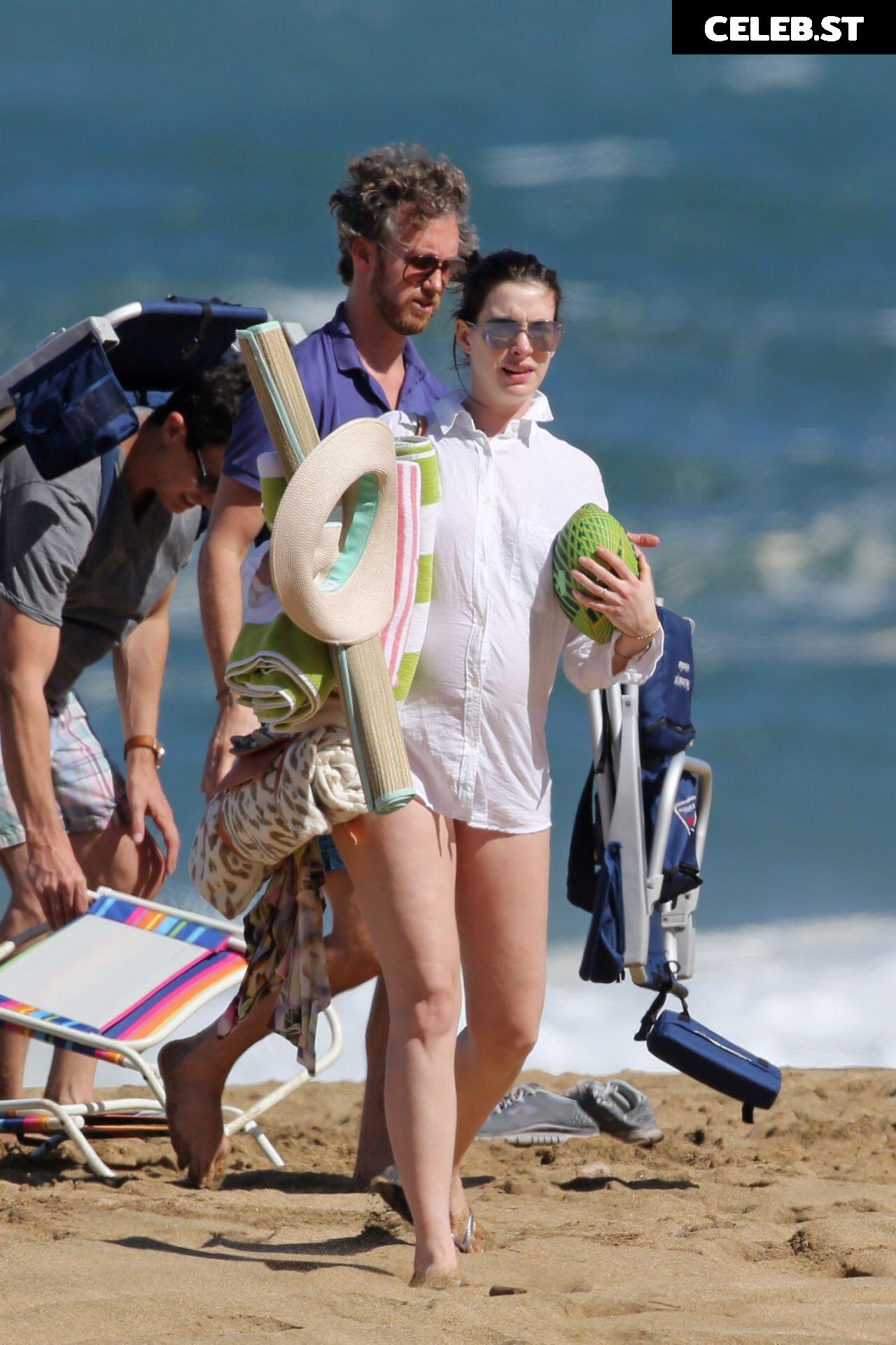Anne Hathaway Image 2851951