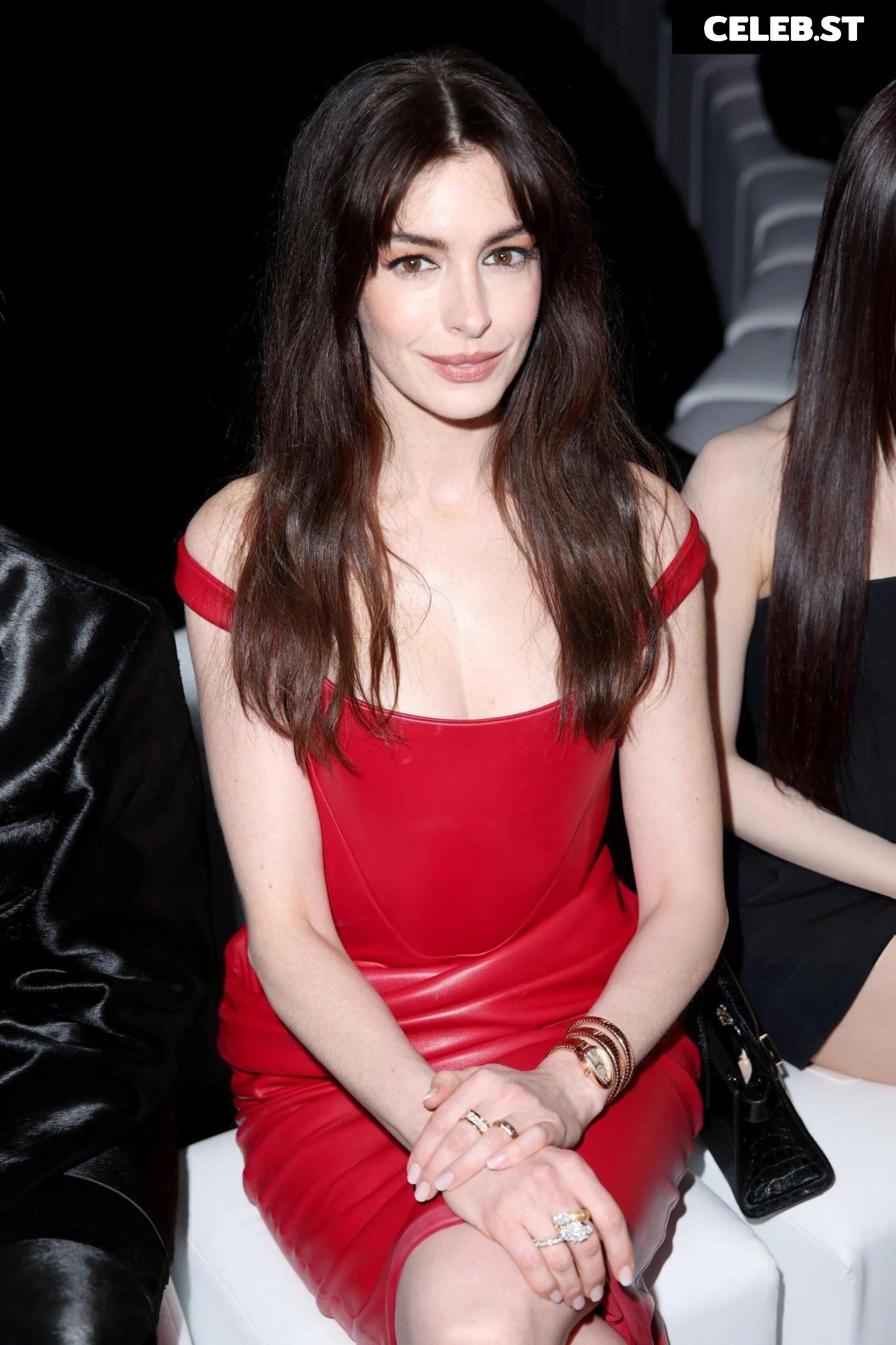 Anne Hathaway Image 2852433