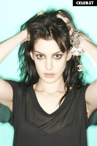 Anne Hathaway Image 2853185