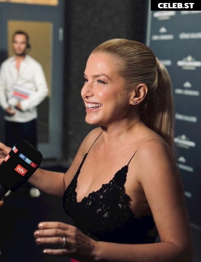 Jeanette Biedermann Image 2850730