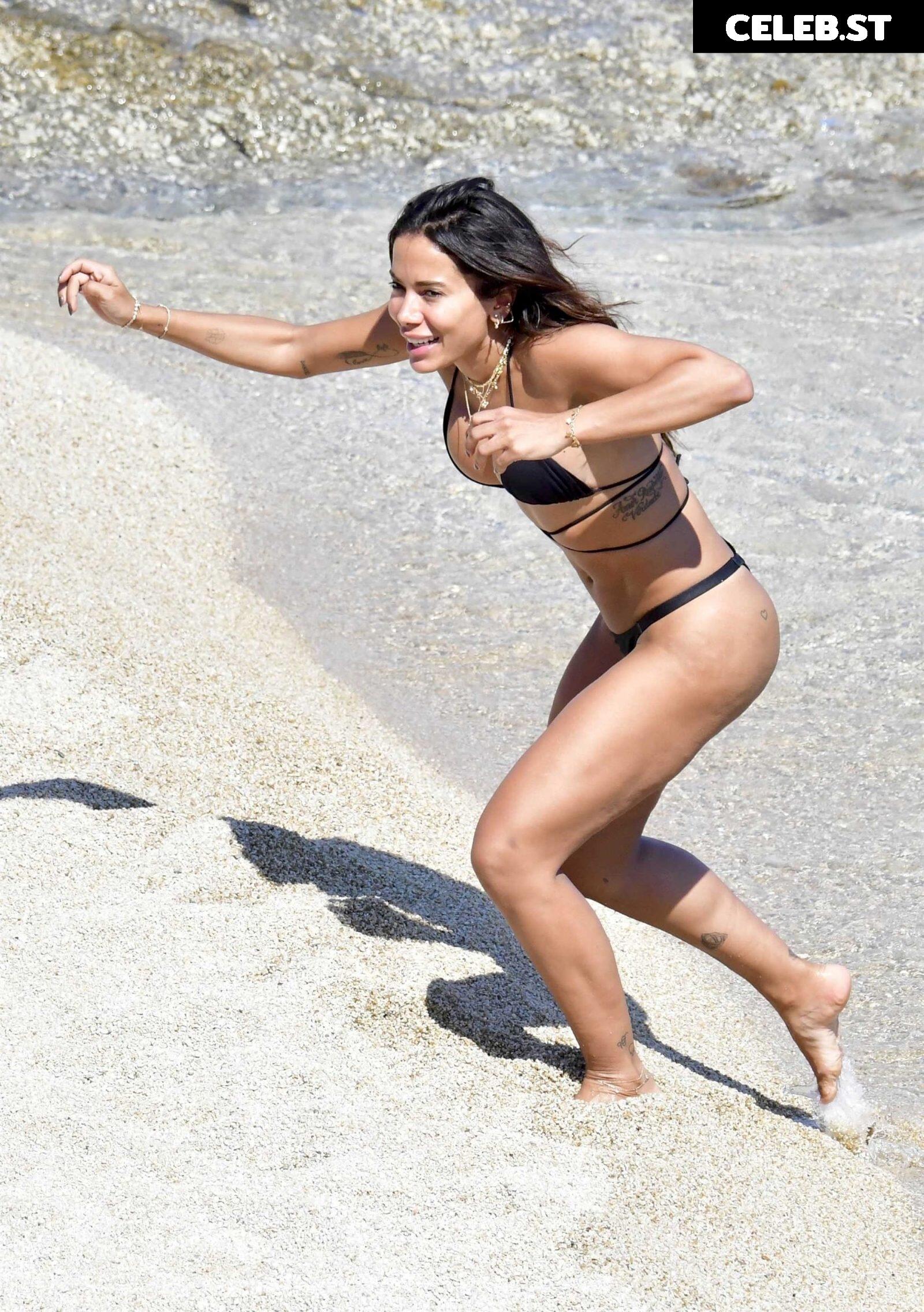 Anitta Image 2845504