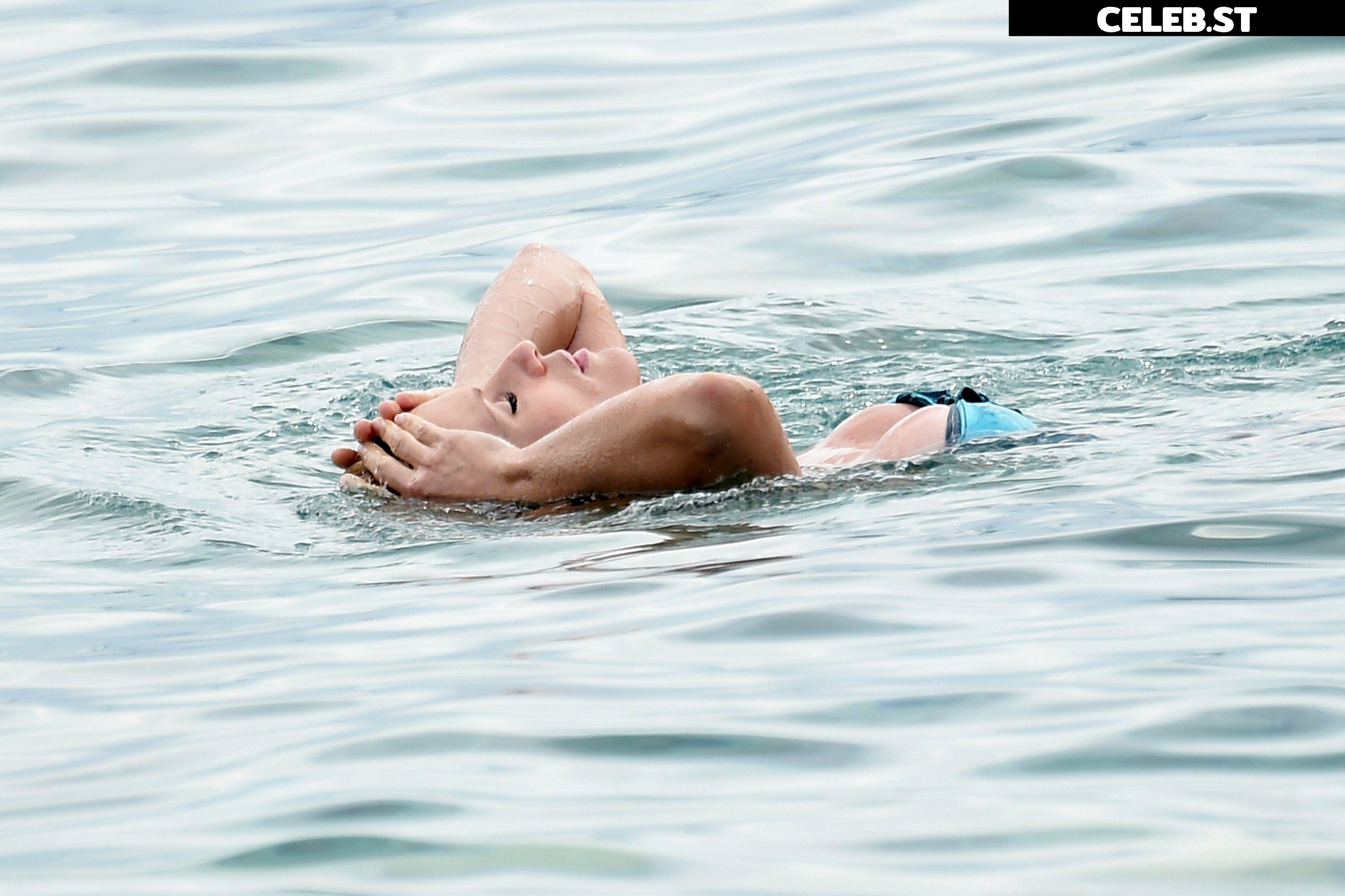 Michelle Hunziker Image 2845607