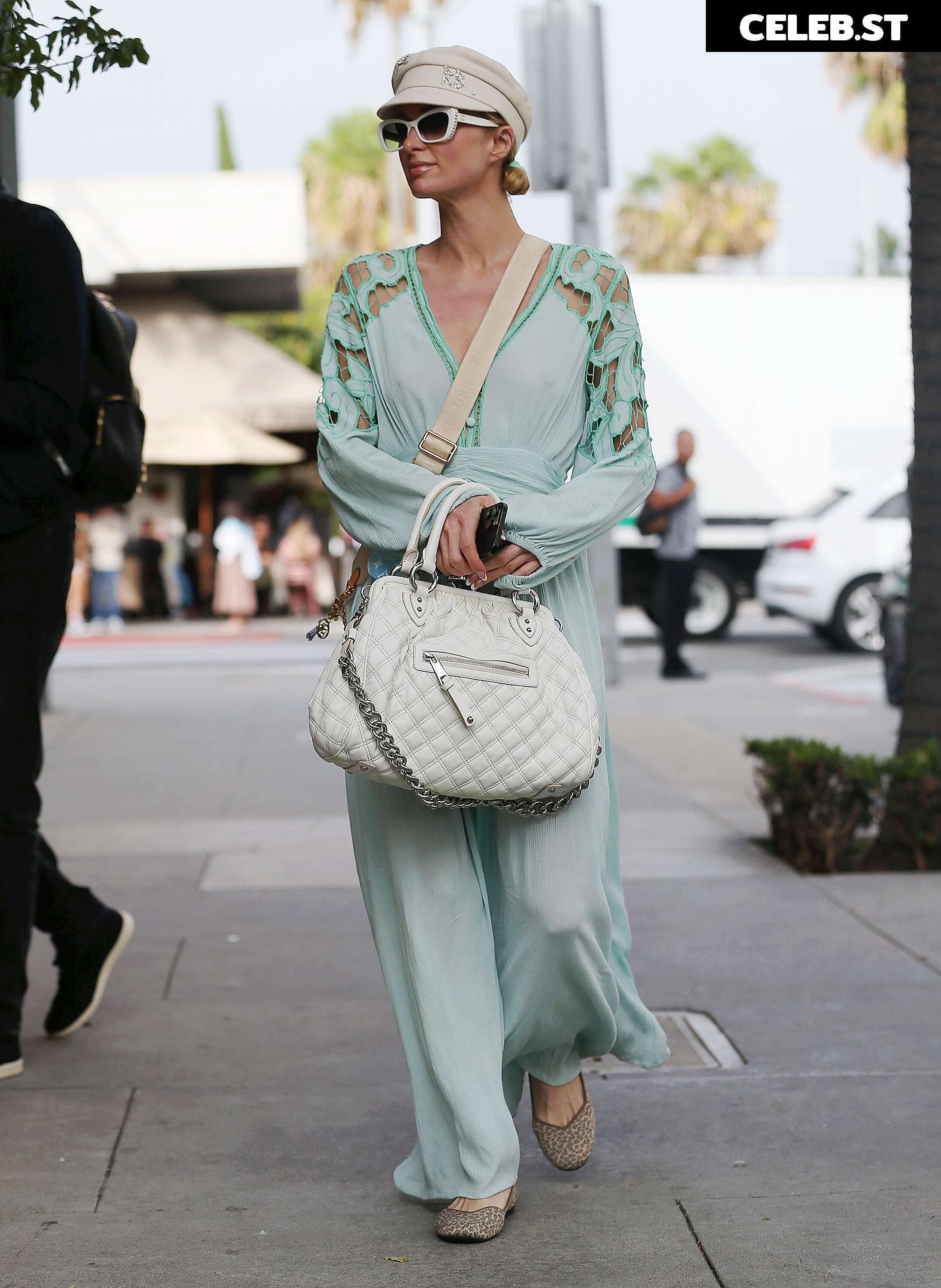 Paris Hilton Image 2845324