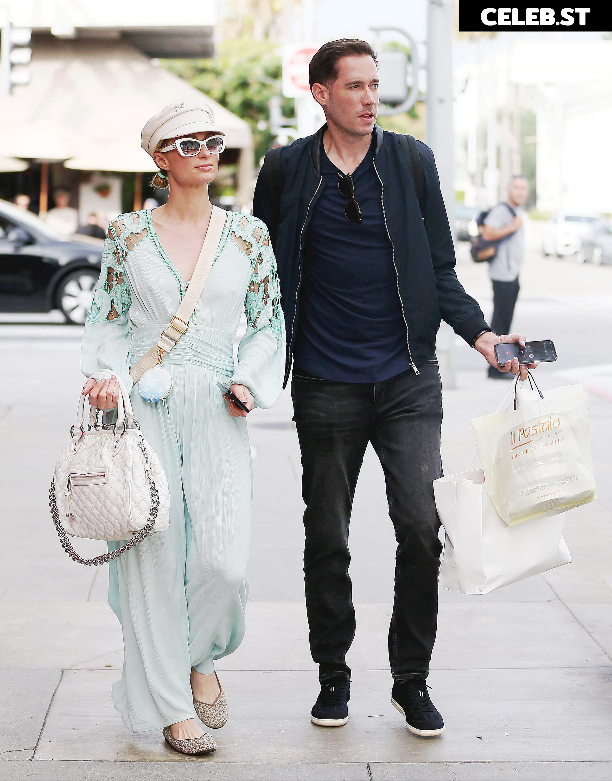 Paris Hilton Image 2845226