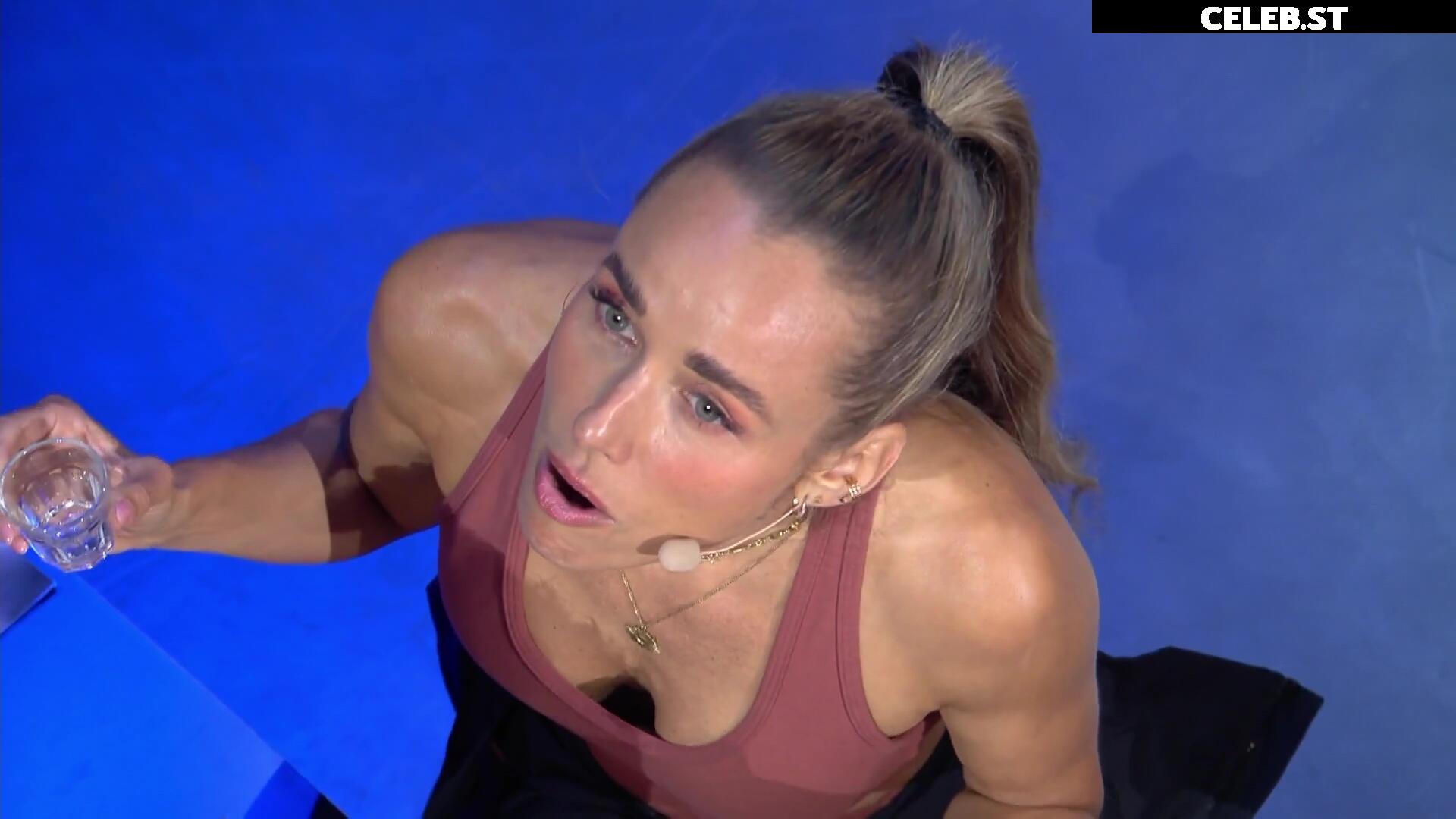 Annemarie Carpendale Image 2845943