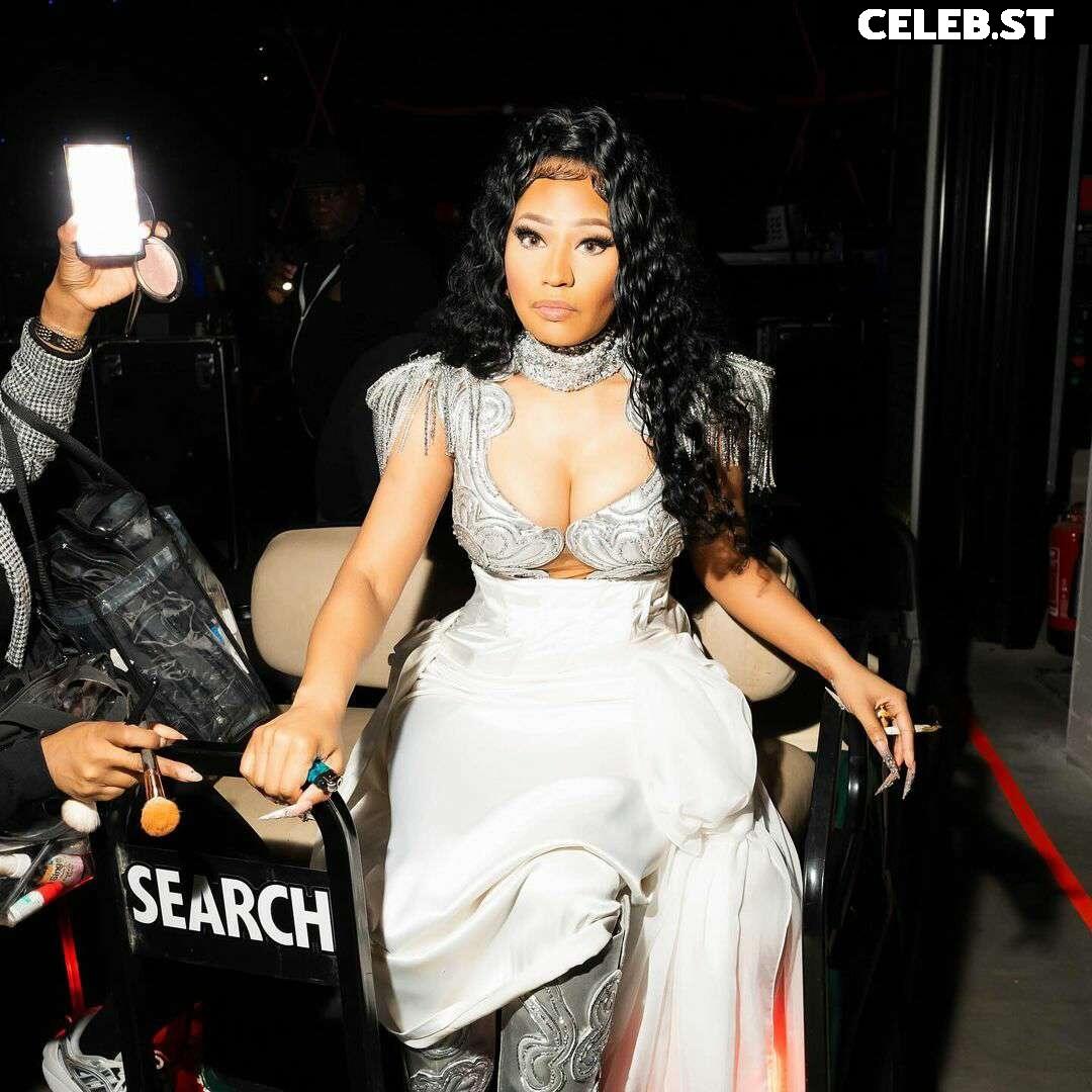 Nicki Minaj Image 2846433