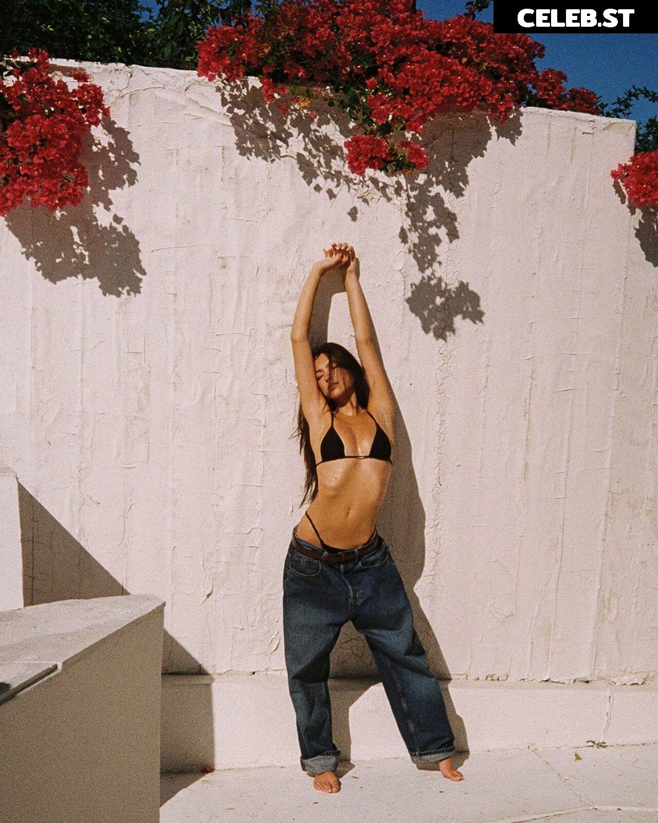 Mishka Silva Image 2846924