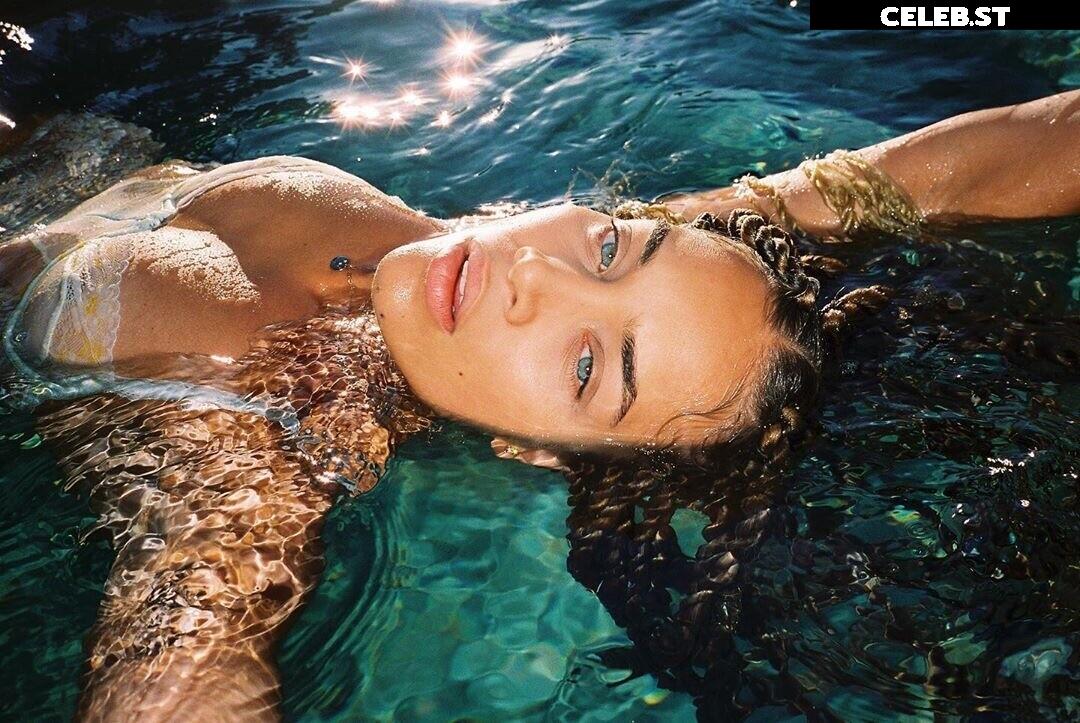 Jasmine Sanders Image 2847622