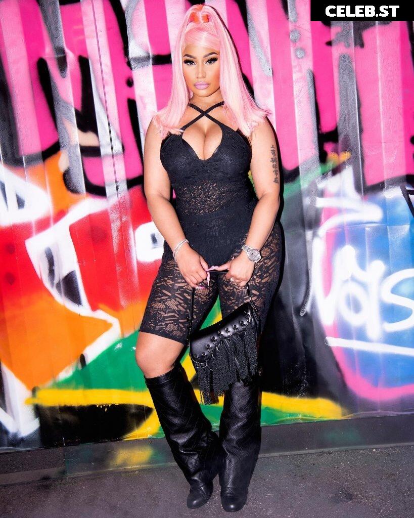 Nicki Minaj Image 2844050