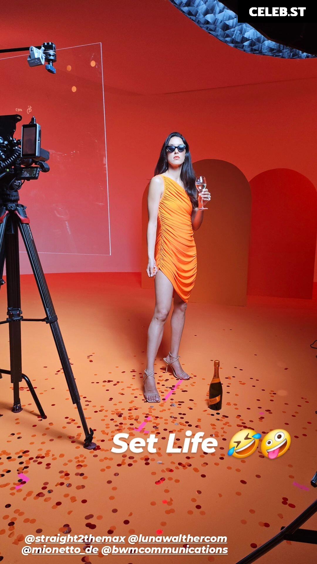 Rebecca Mir Image 2844223