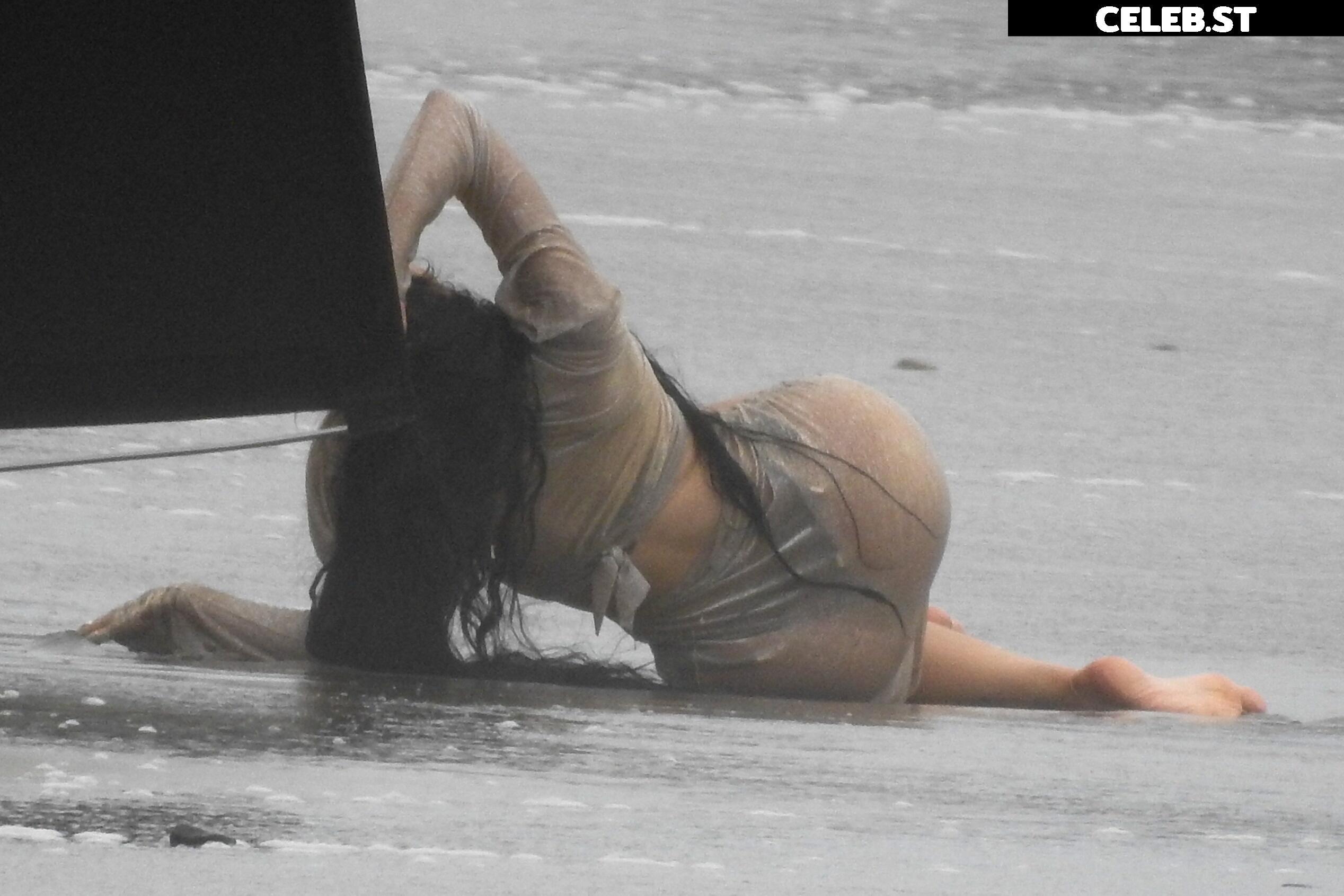 Kylie Jenner Image 2841882