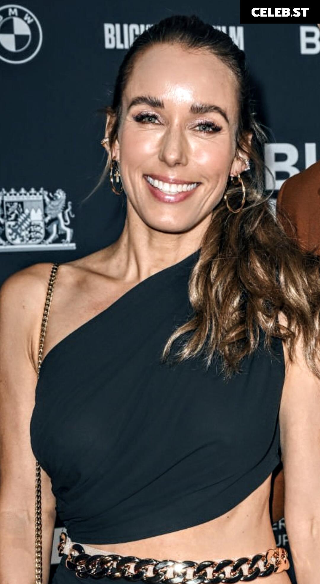 Annemarie Carpendale Image 2842805