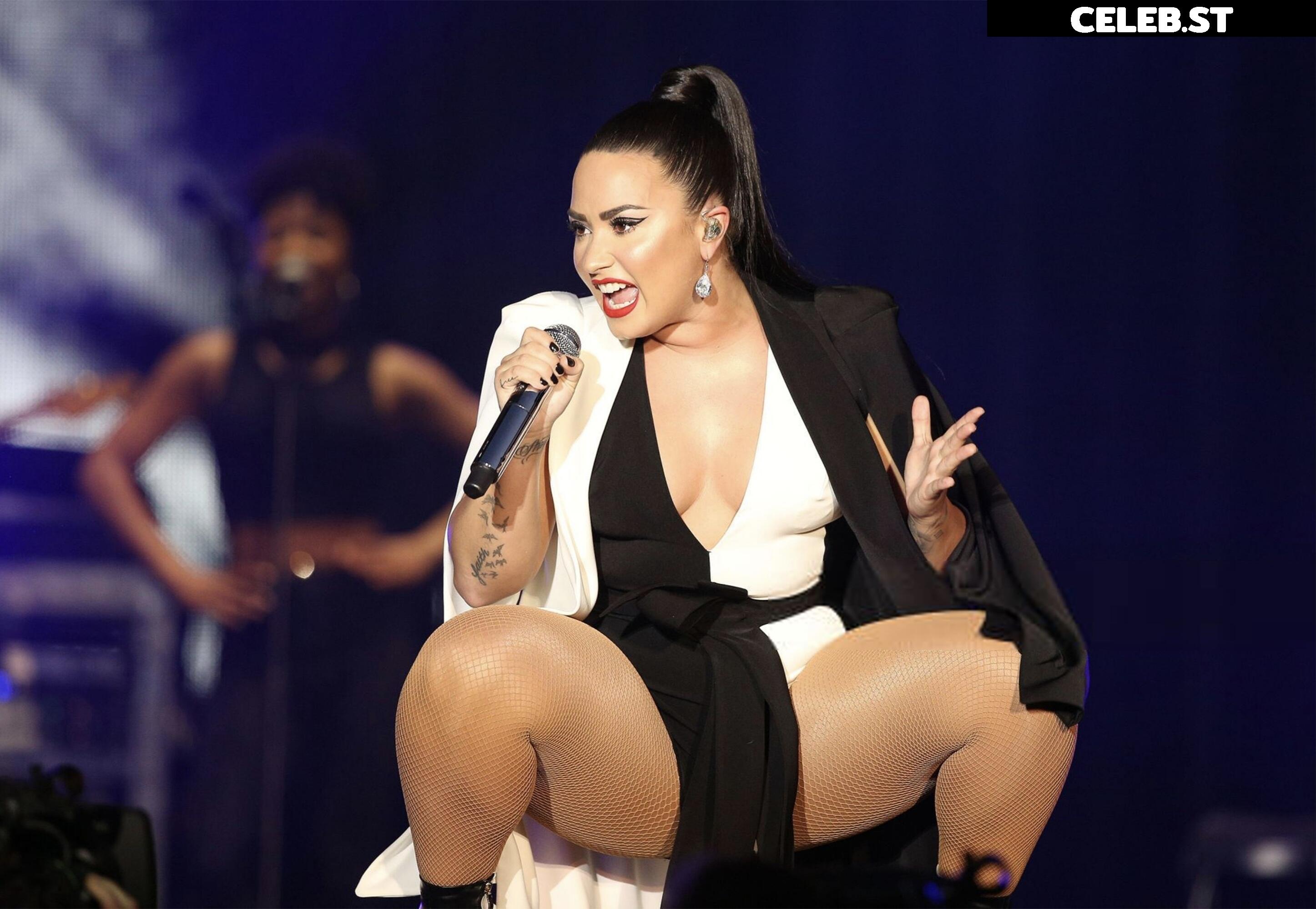 Demi Lovato Image 2843021