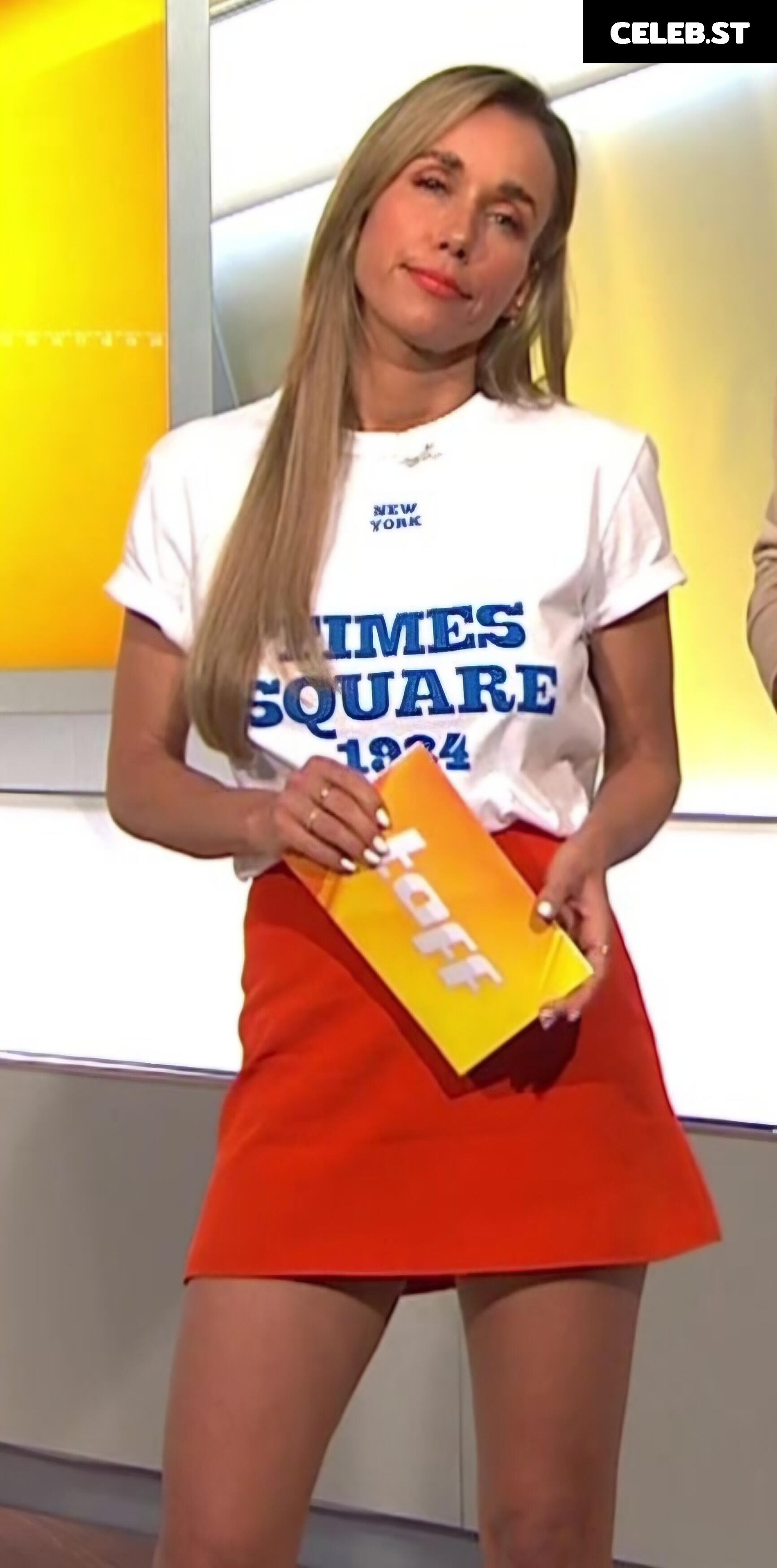 Annemarie Carpendale Image 2843952