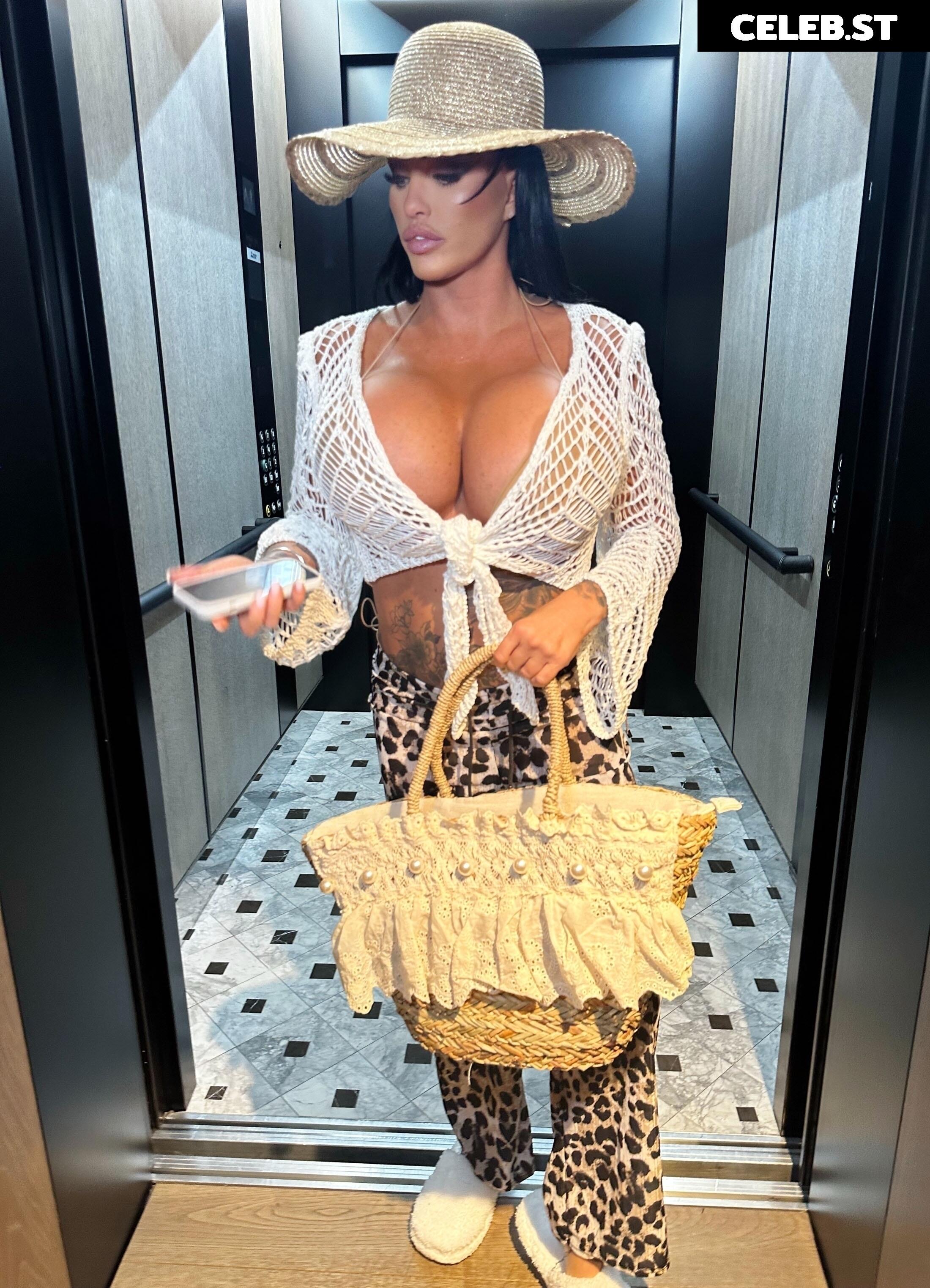 Katie Price Image 2849448