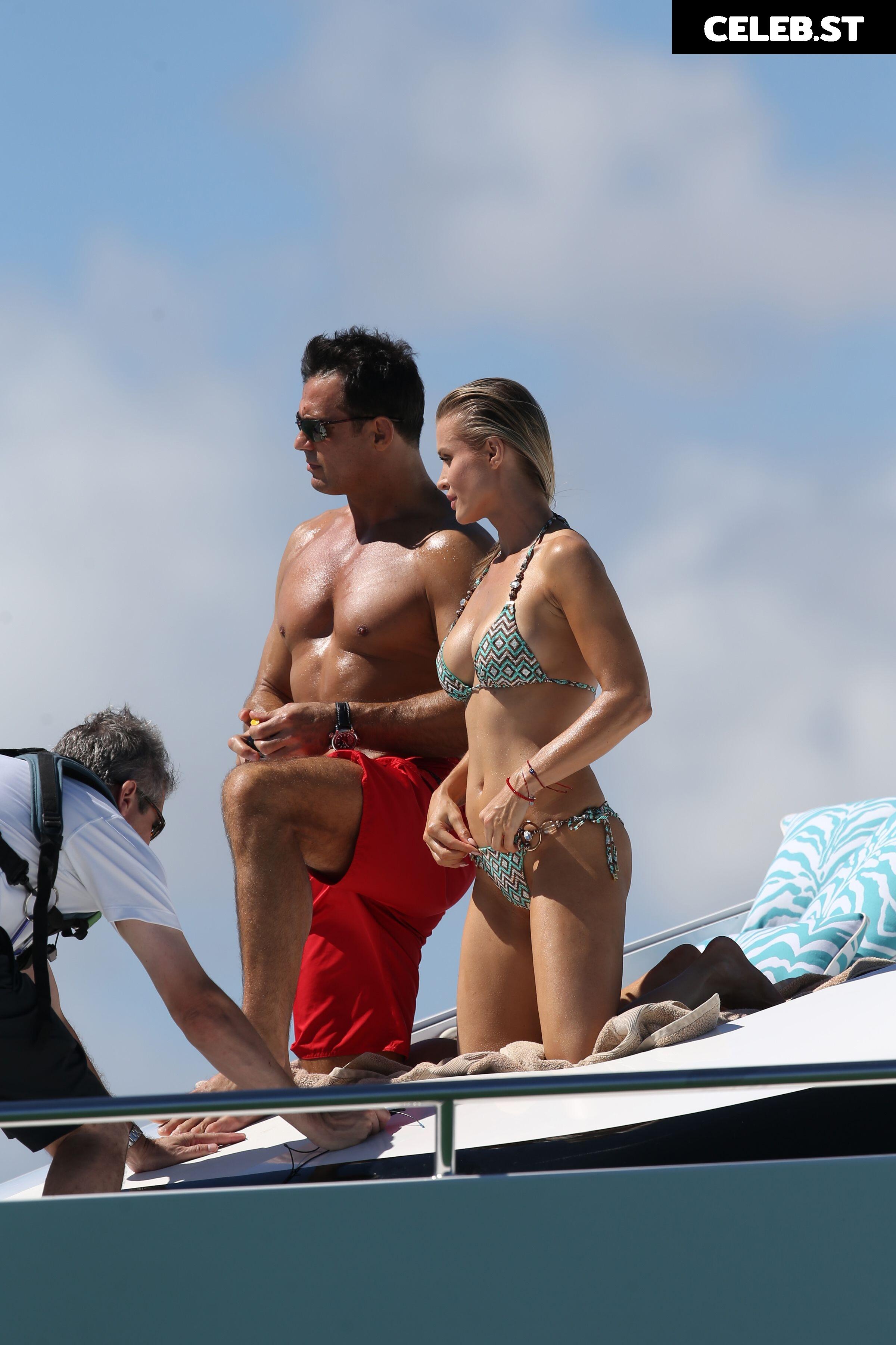 Joanna Krupa Image 2848324
