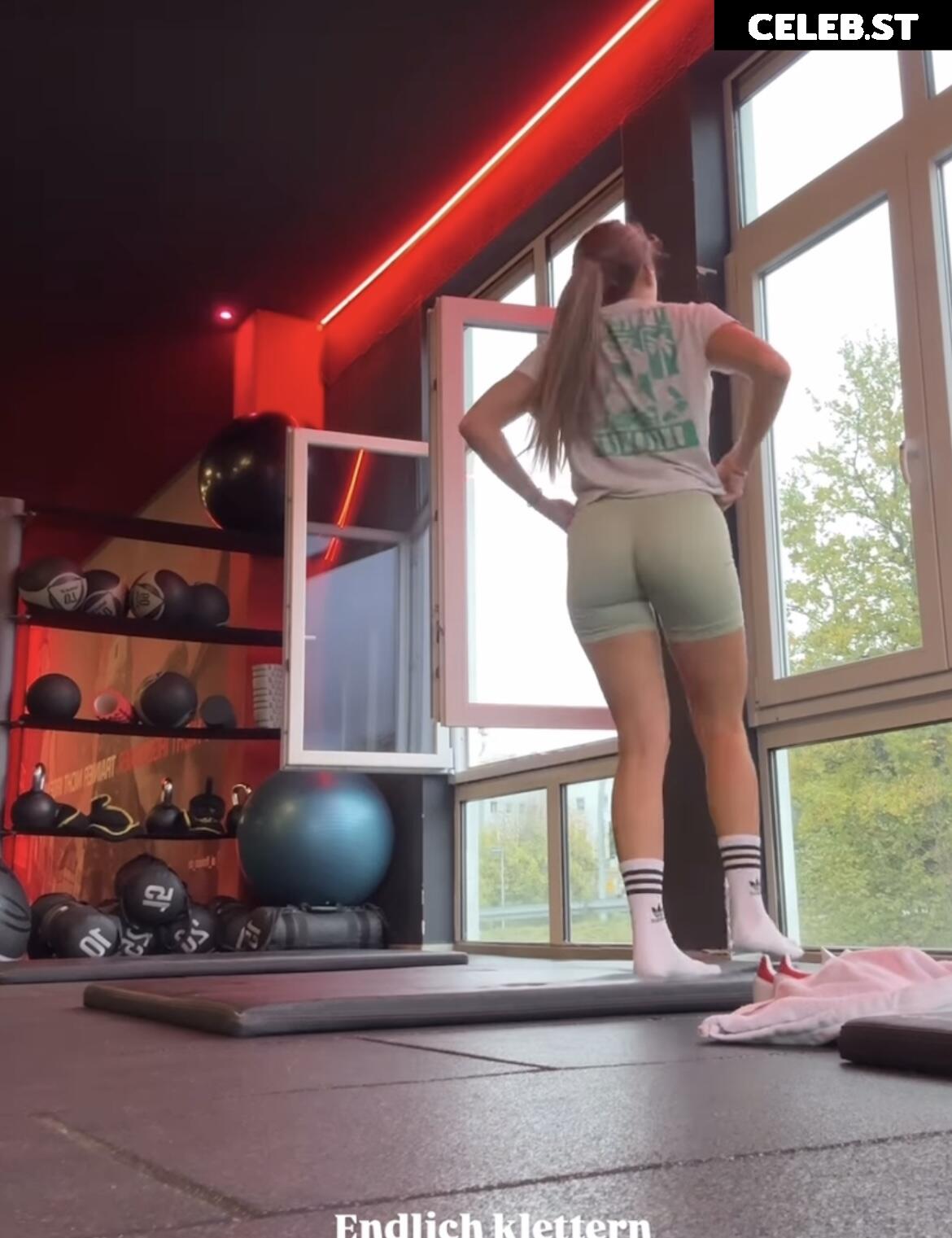 Joana Salamone Image 2834357