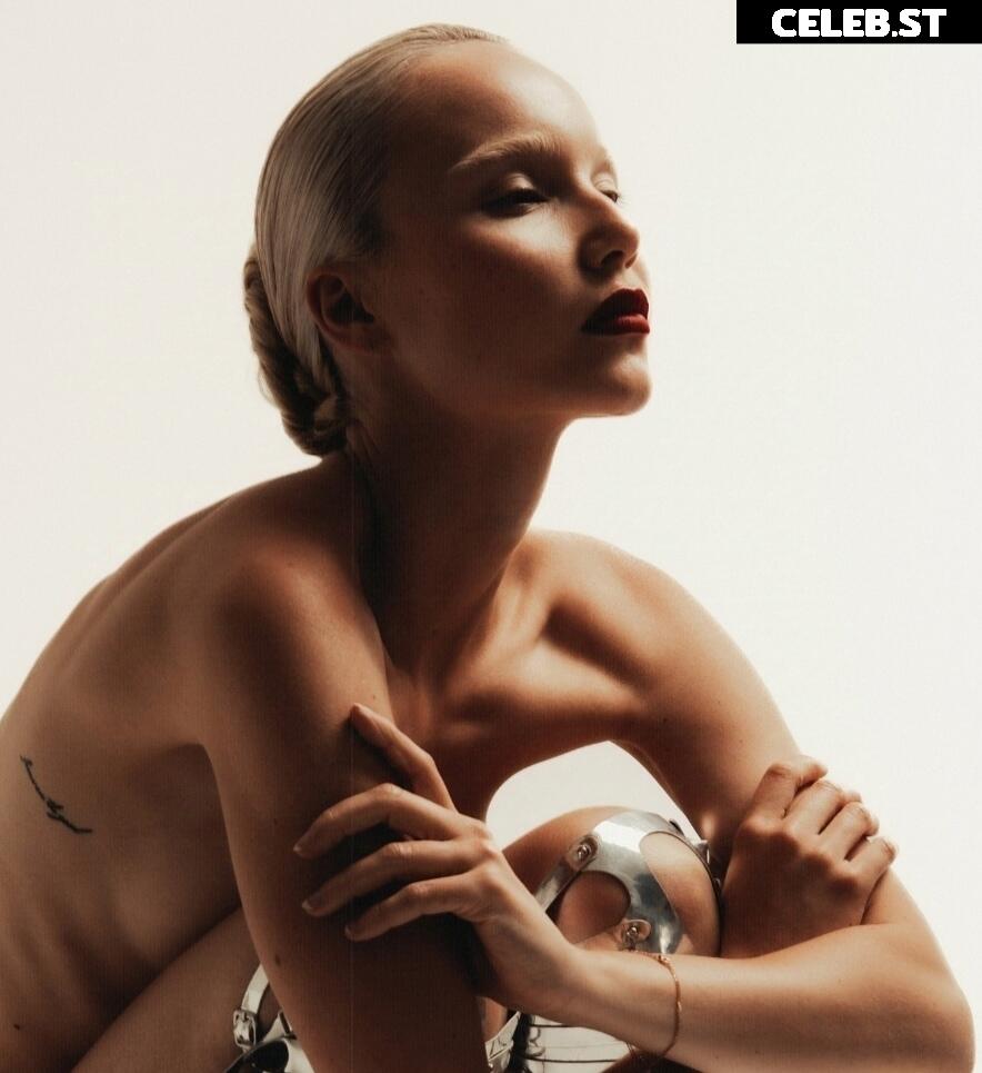 celinealbar Image 2834375